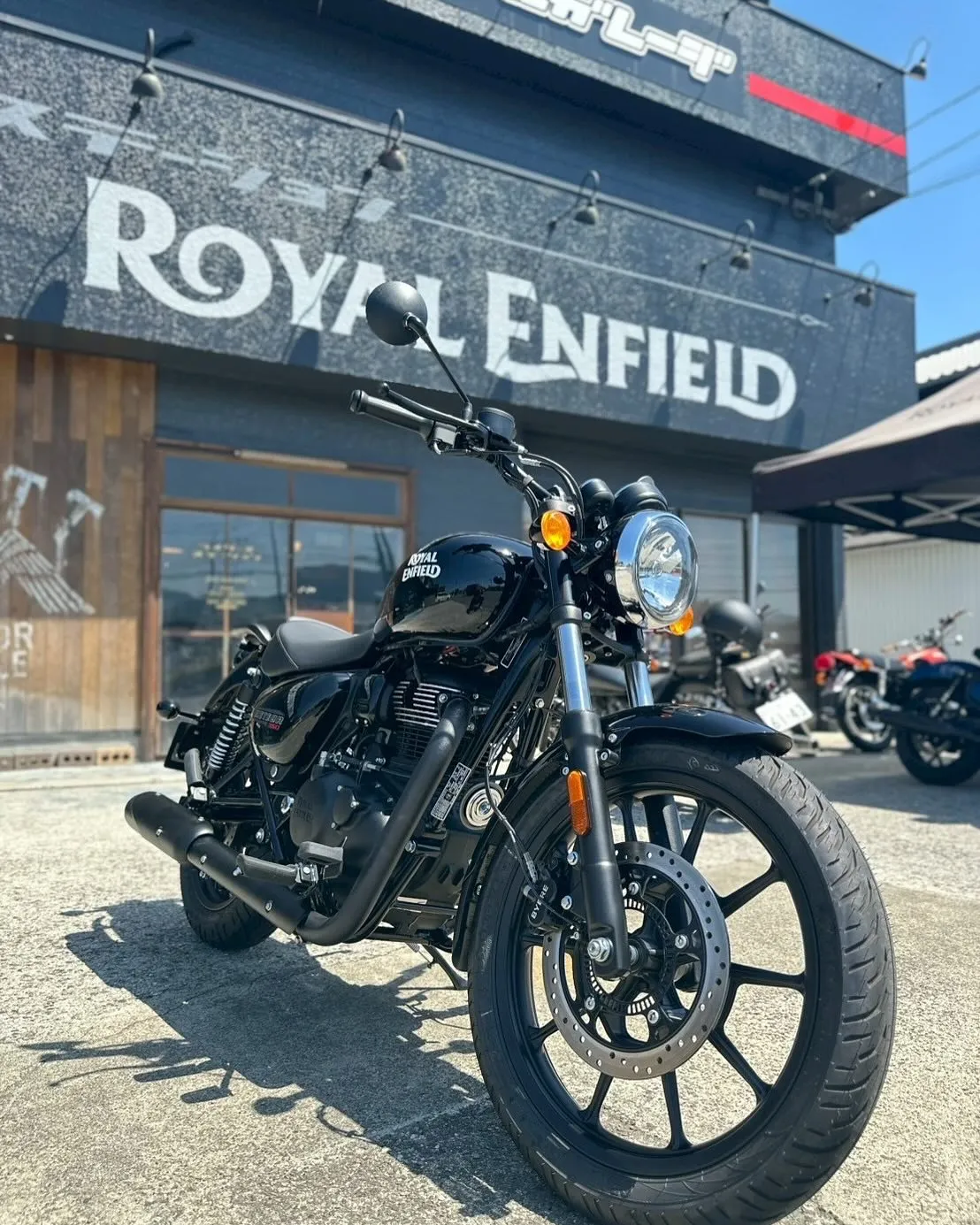 【ロイヤルエンフィールド】