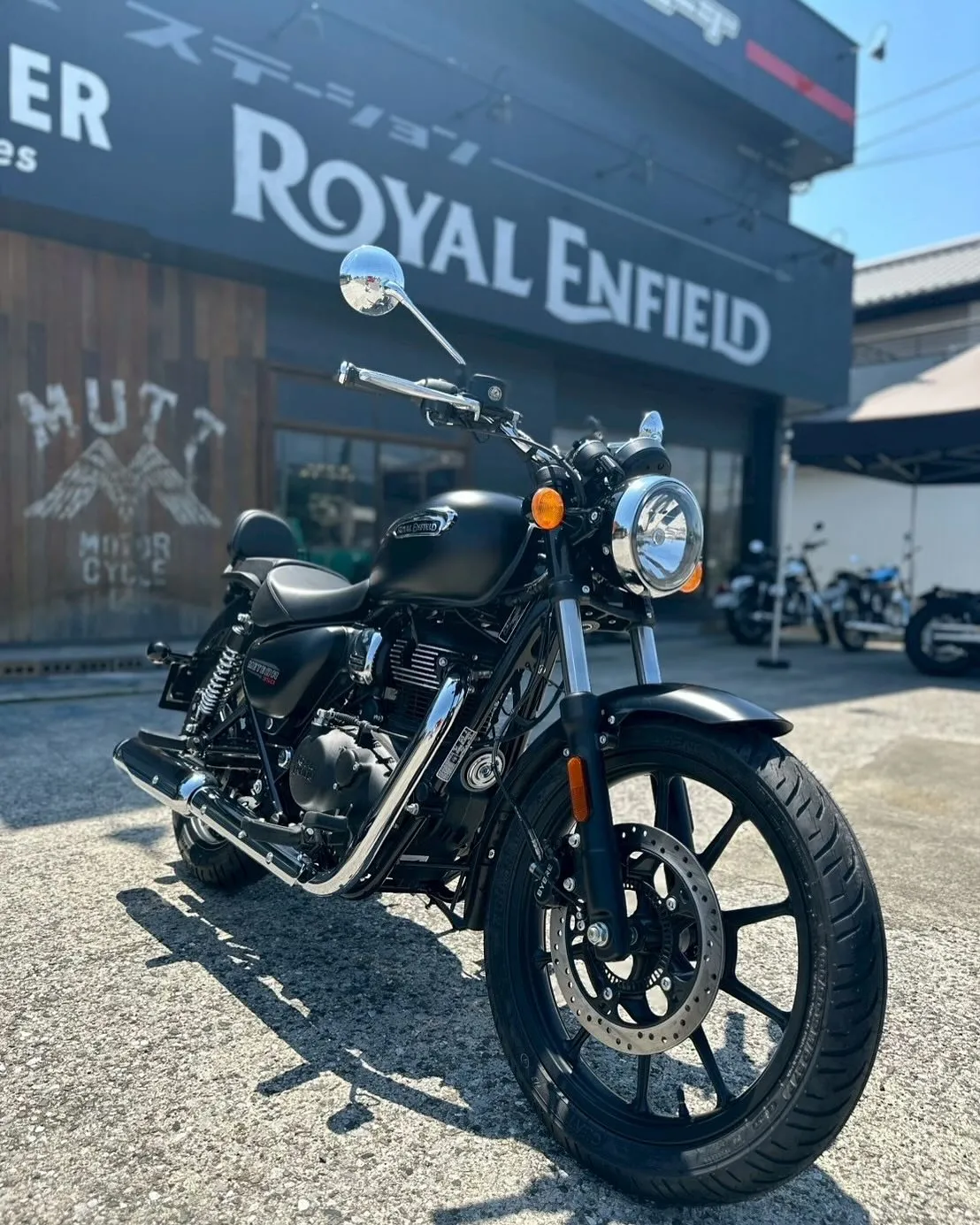 【ロイヤルエンフィールド】