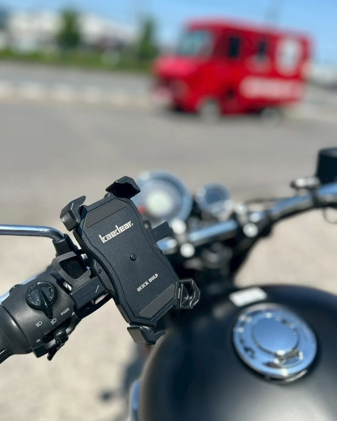 【ロイヤルエンフィールド】