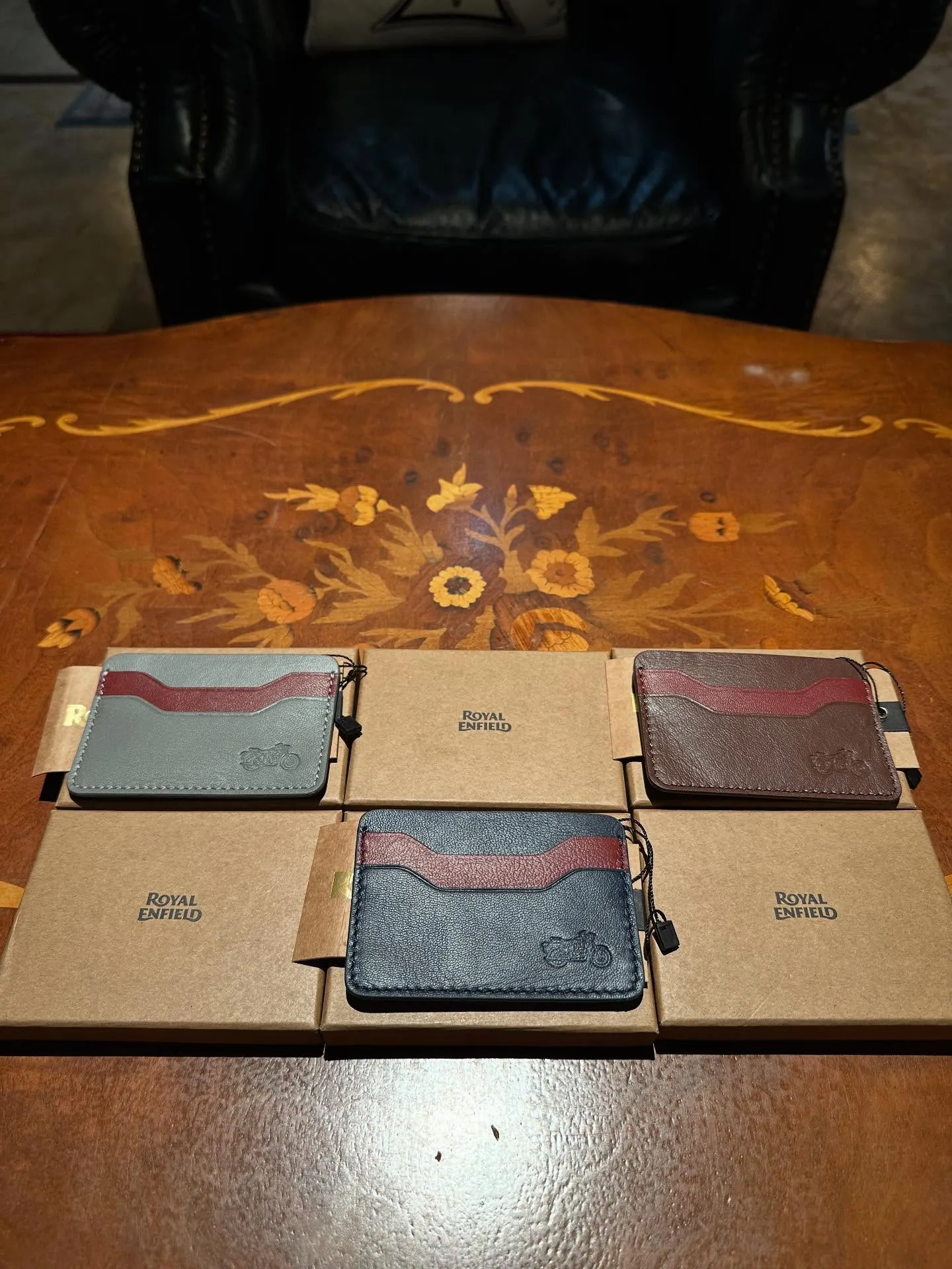 【アパレル】【ロイヤルエンフィールド】