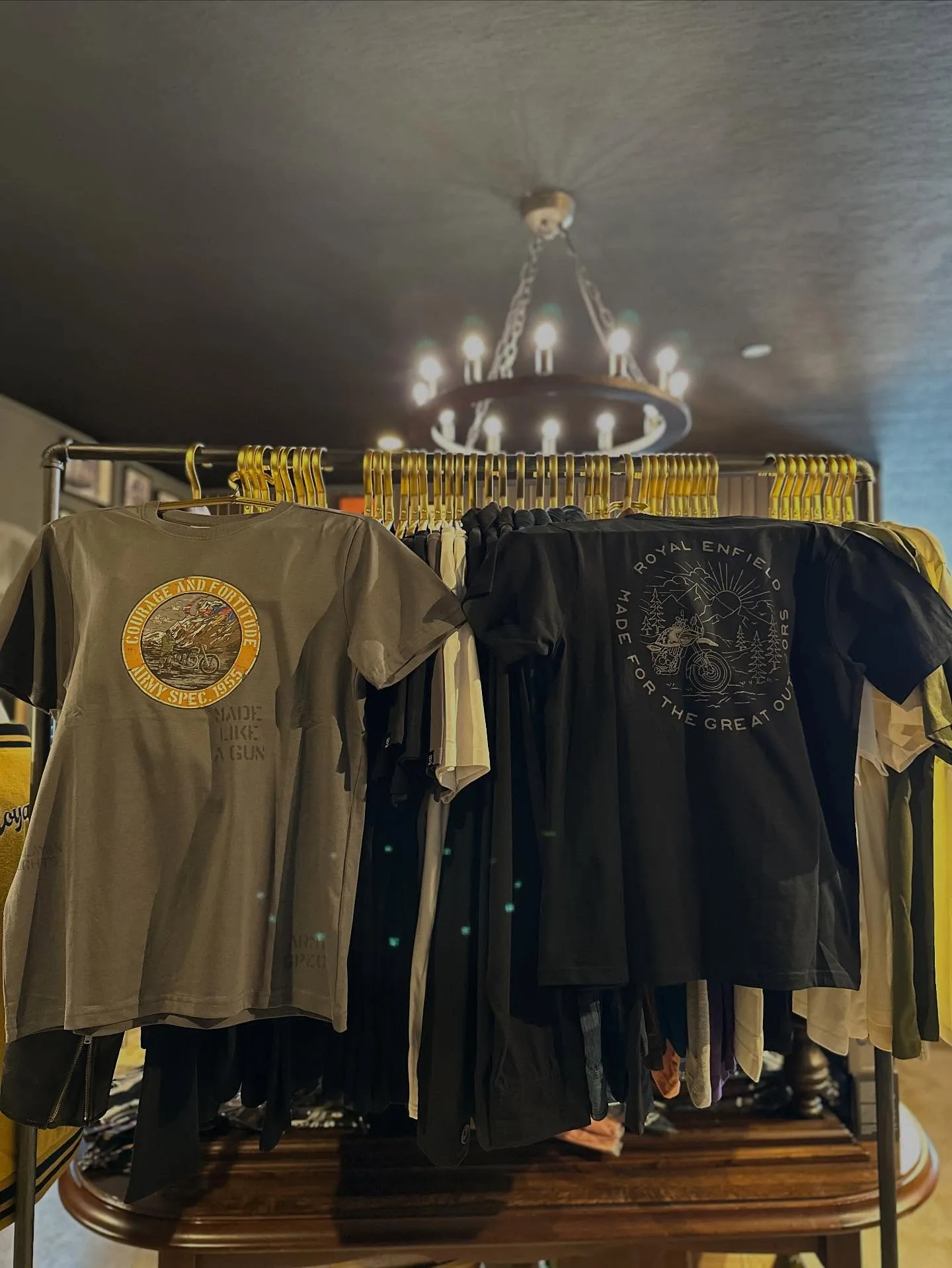 【アパレル】【ロイヤルエンフィールド】