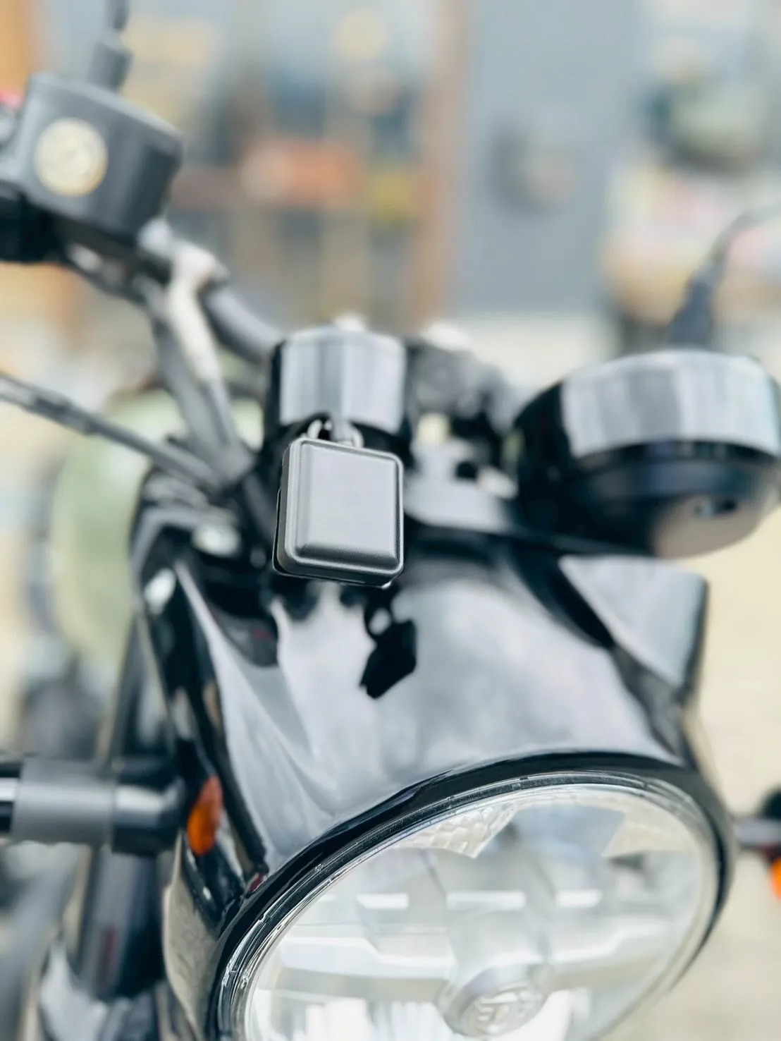 【ロイヤルエンフィールド】