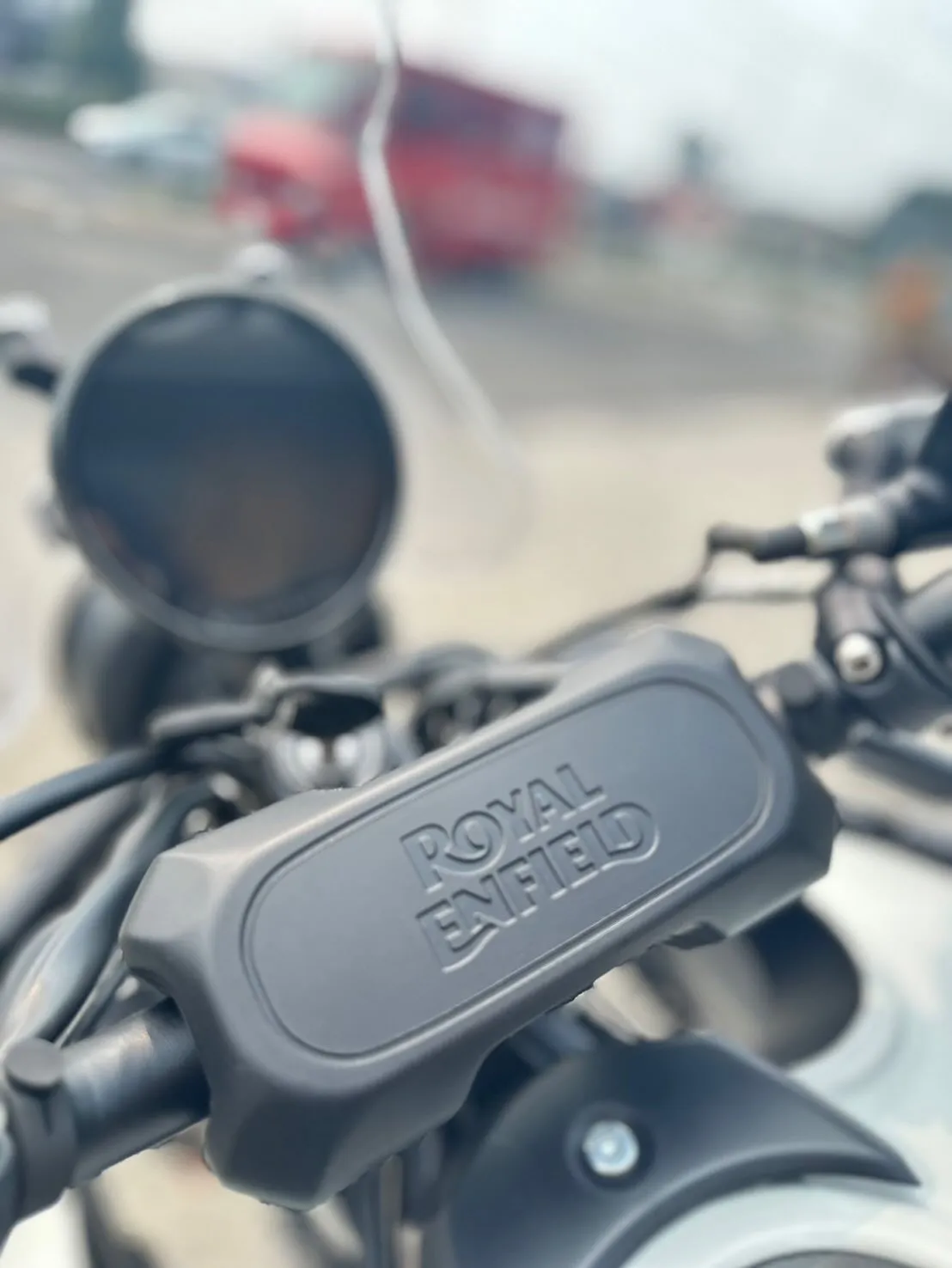 【ロイヤルエンフィールド】