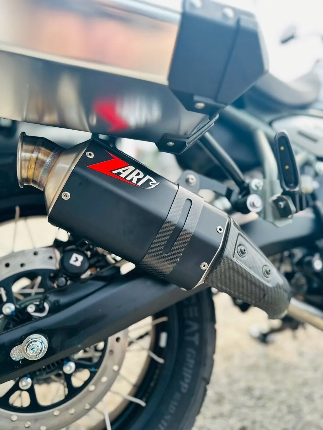 【ロイヤルエンフィールド】