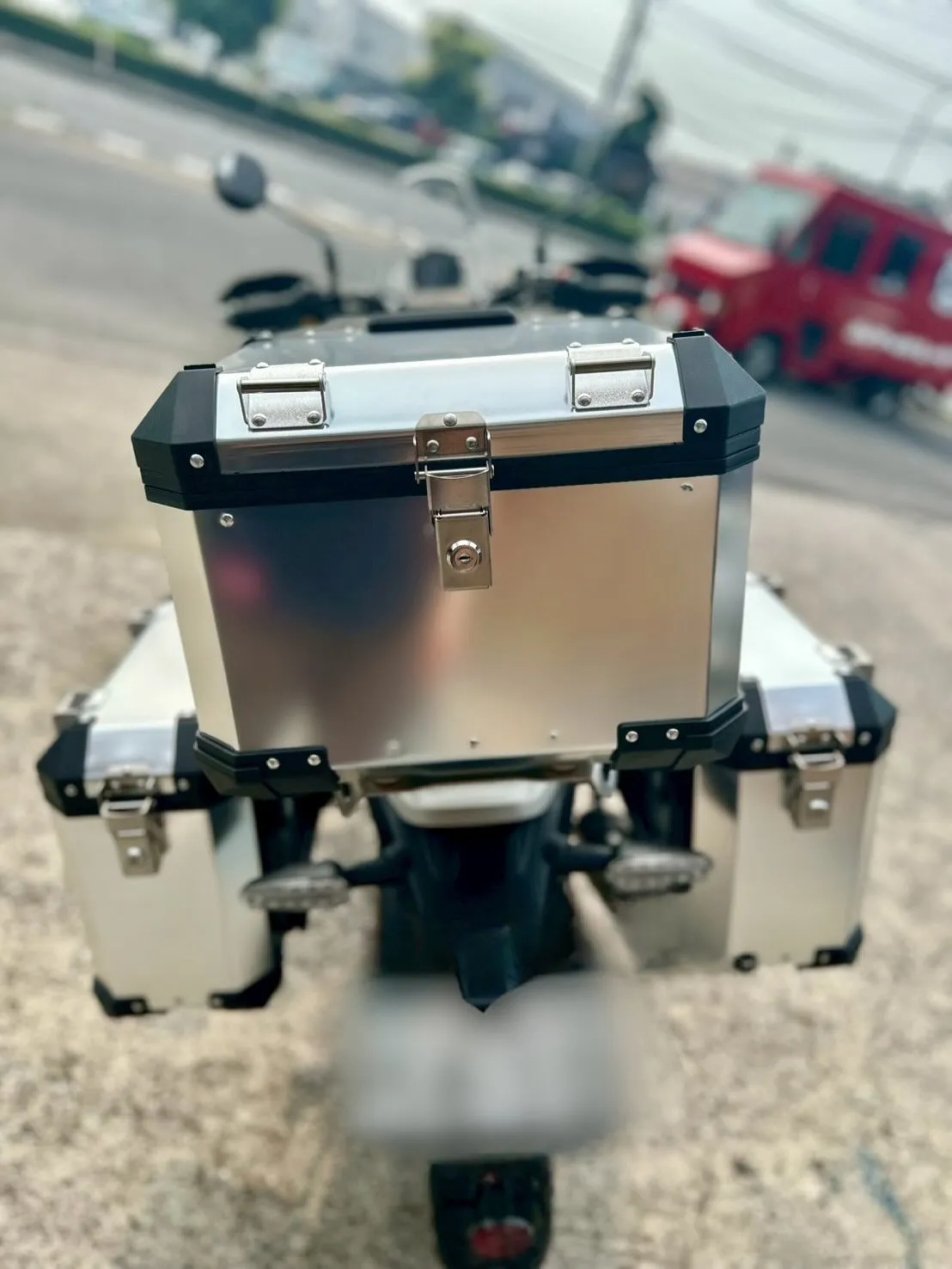 【ロイヤルエンフィールド】