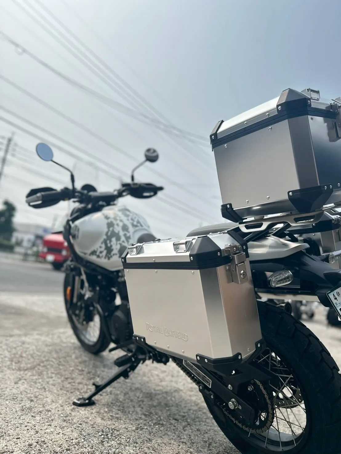 【ロイヤルエンフィールド】