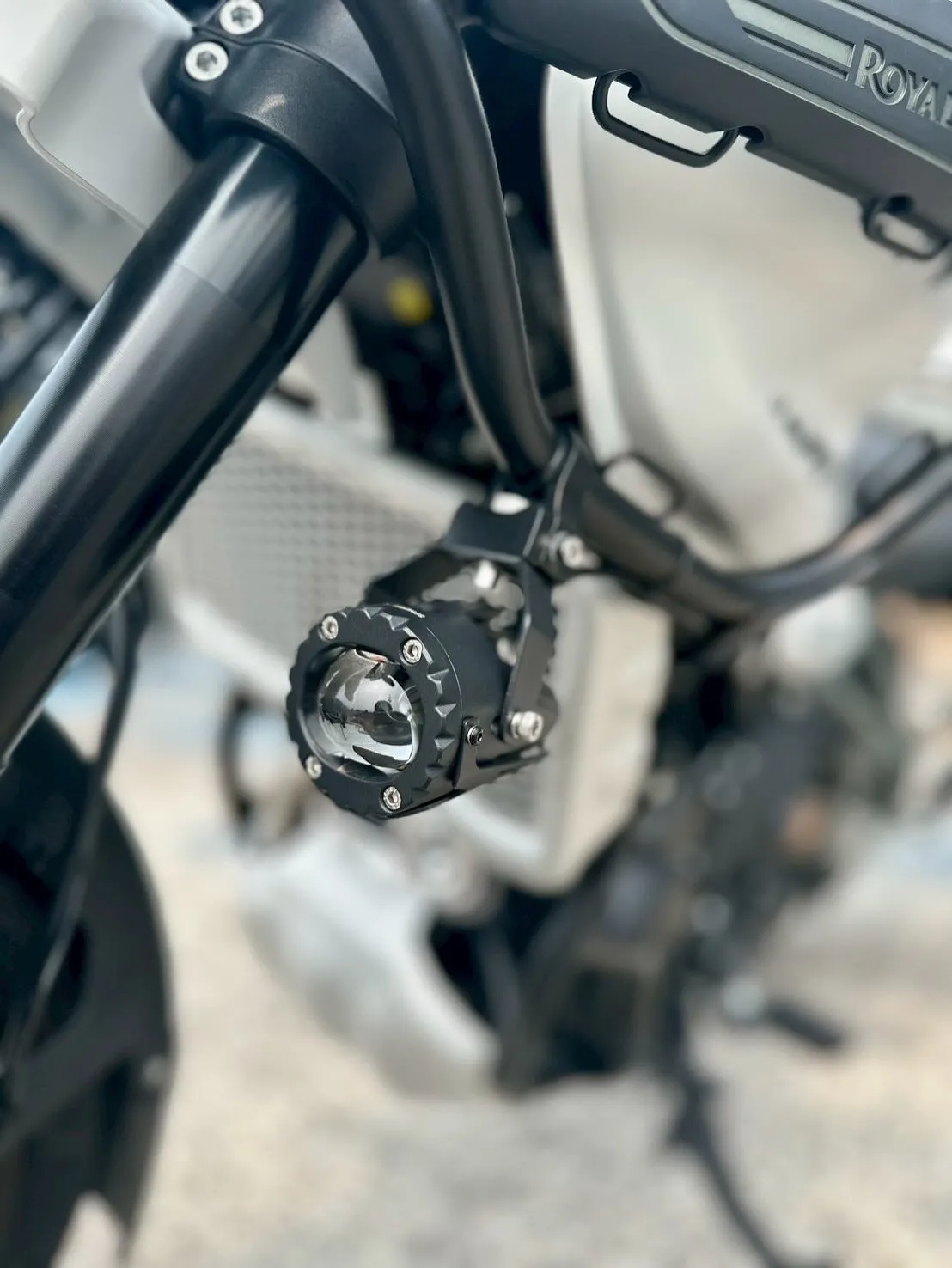 【ロイヤルエンフィールド】