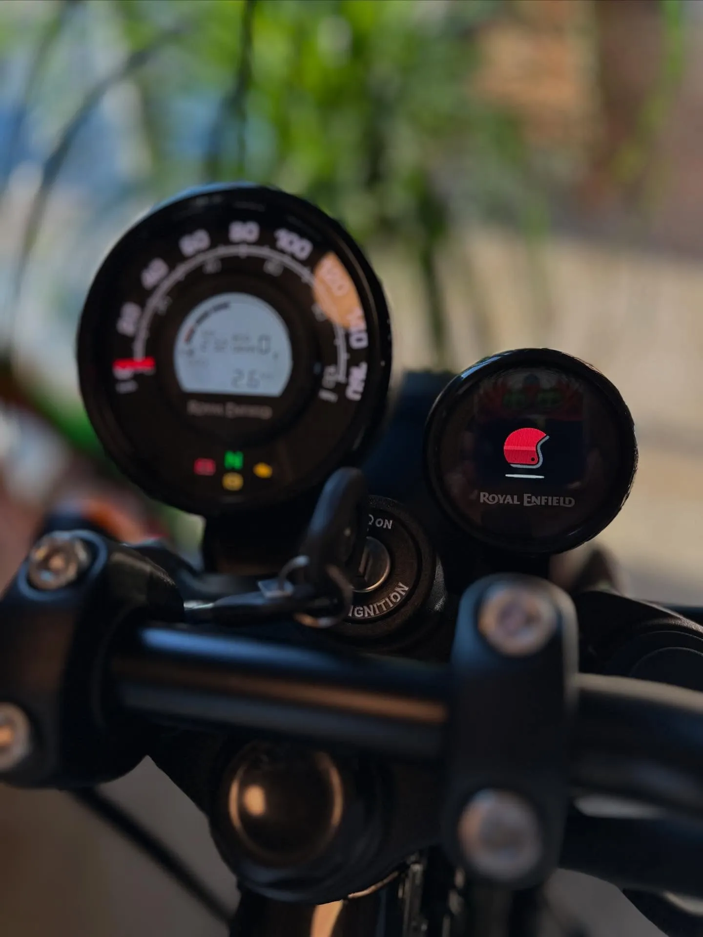 【ロイヤルエンフィールド】【モデルチェンジ】