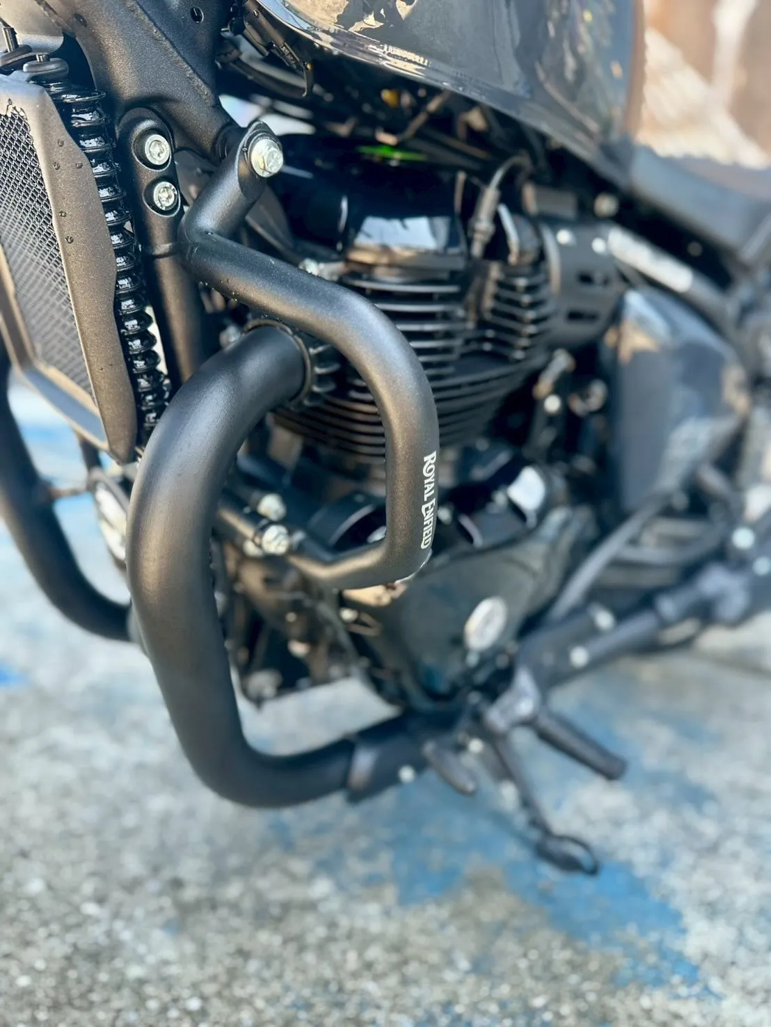 【ロイヤルエンフィールド】