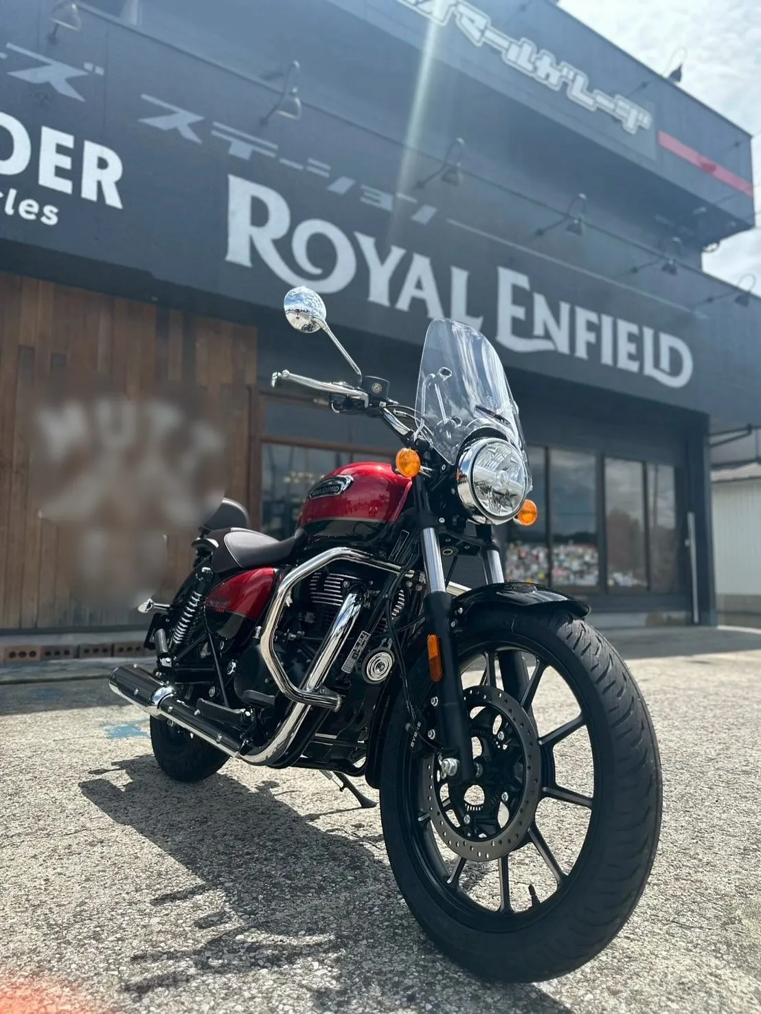 【ロイヤルエンフィールド】