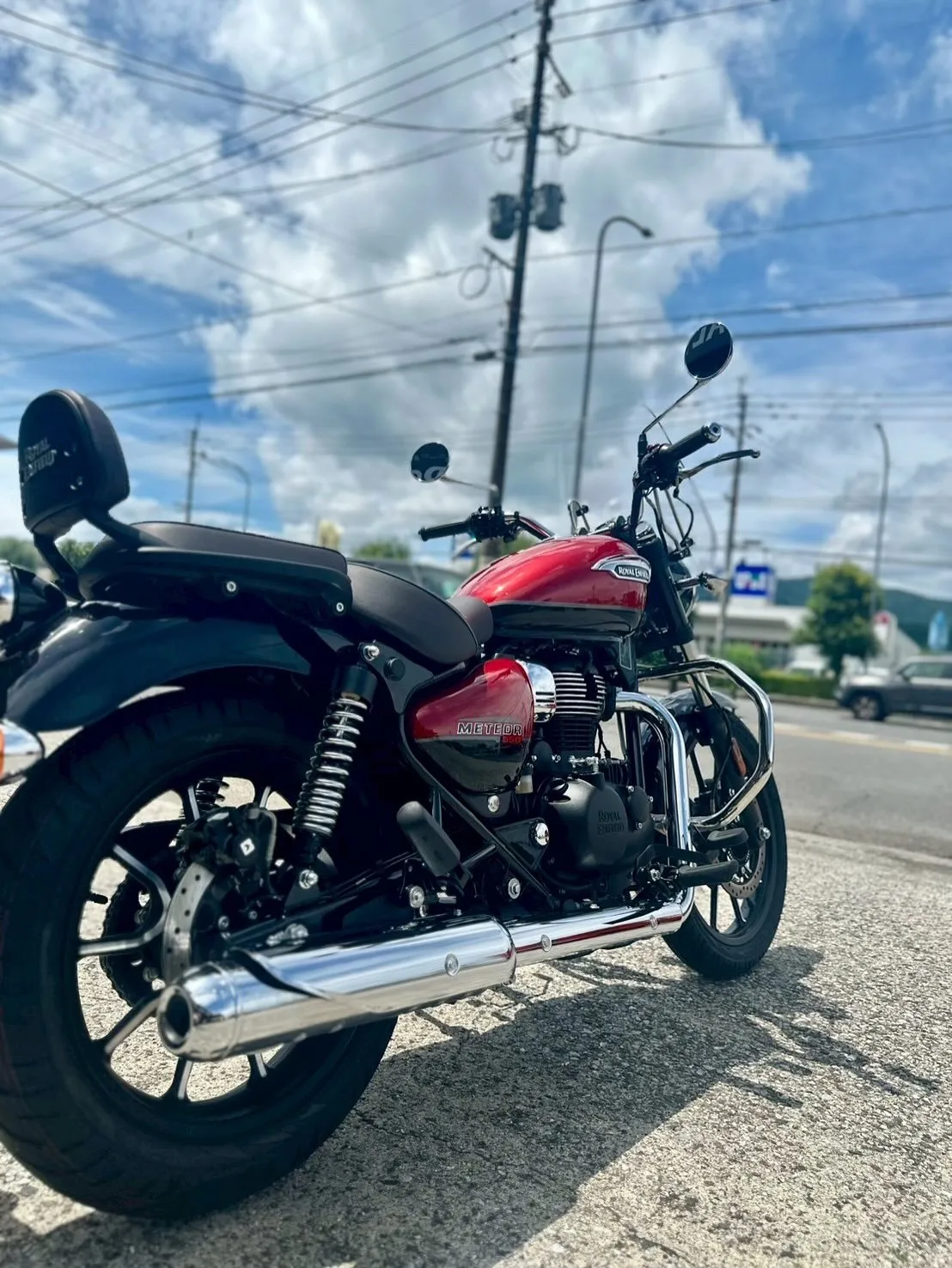 【ロイヤルエンフィールド】