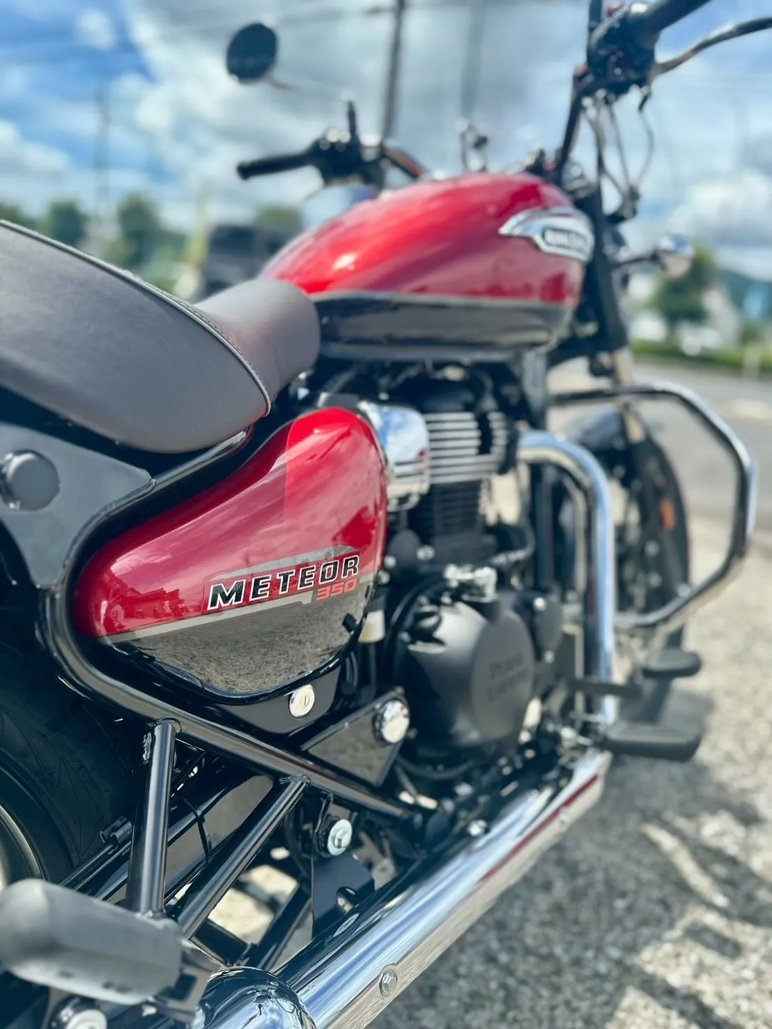 【ロイヤルエンフィールド】