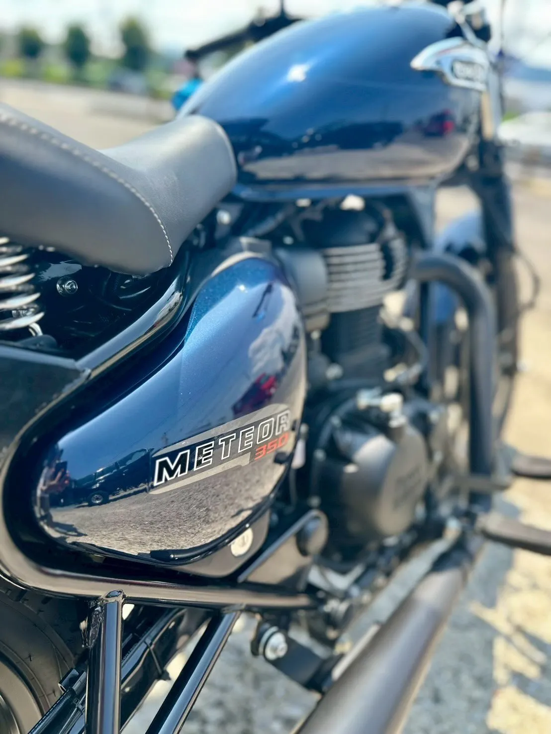 【ロイヤルエンフィールド】