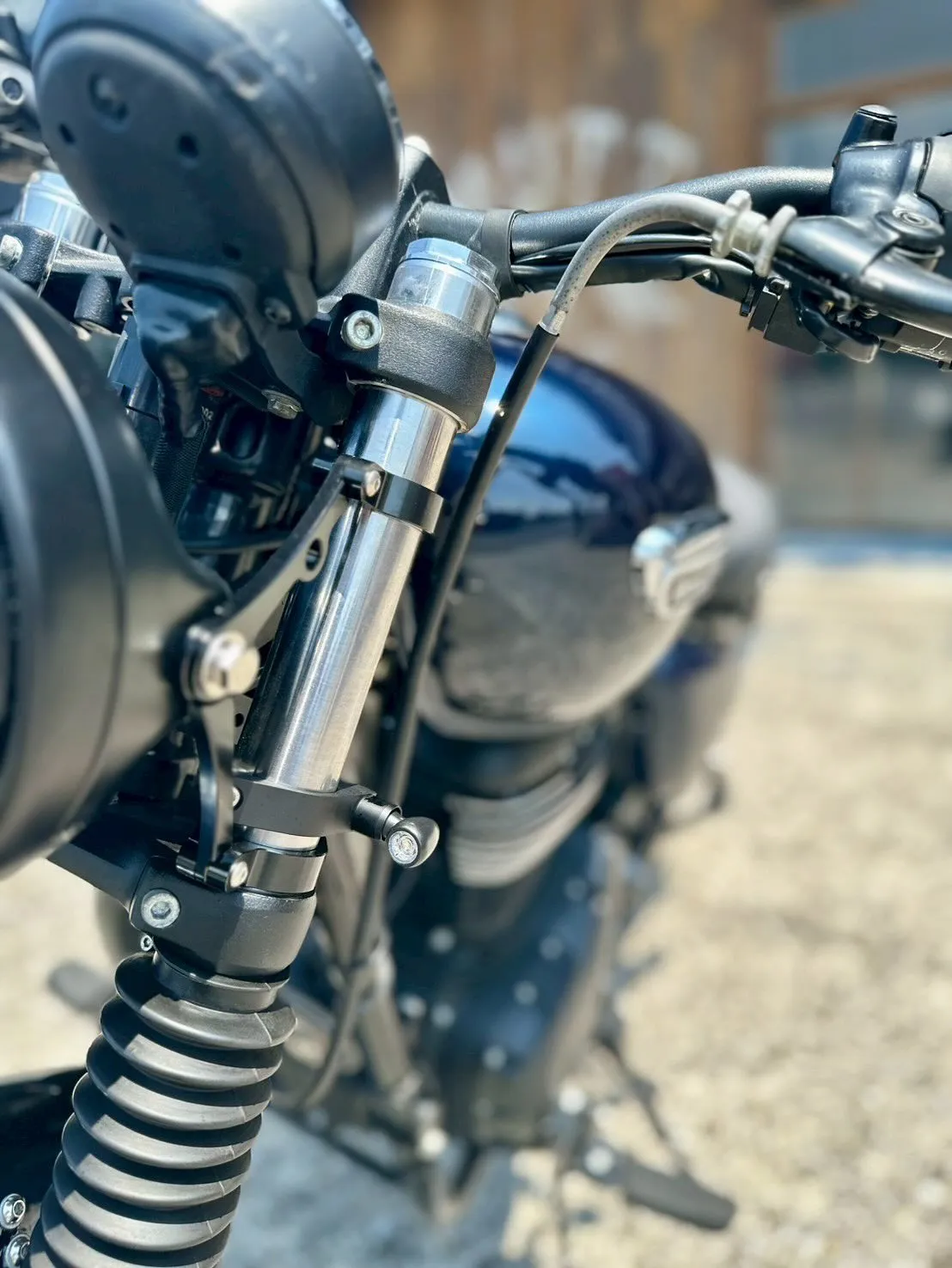 【ロイヤルエンフィールド】