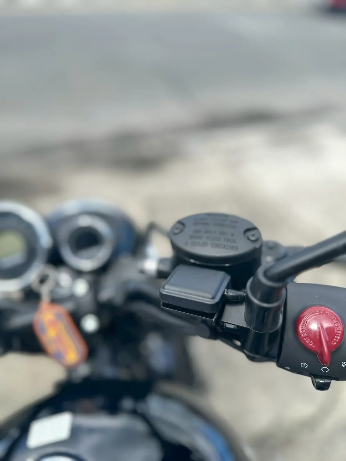 【ロイヤルエンフィールド】