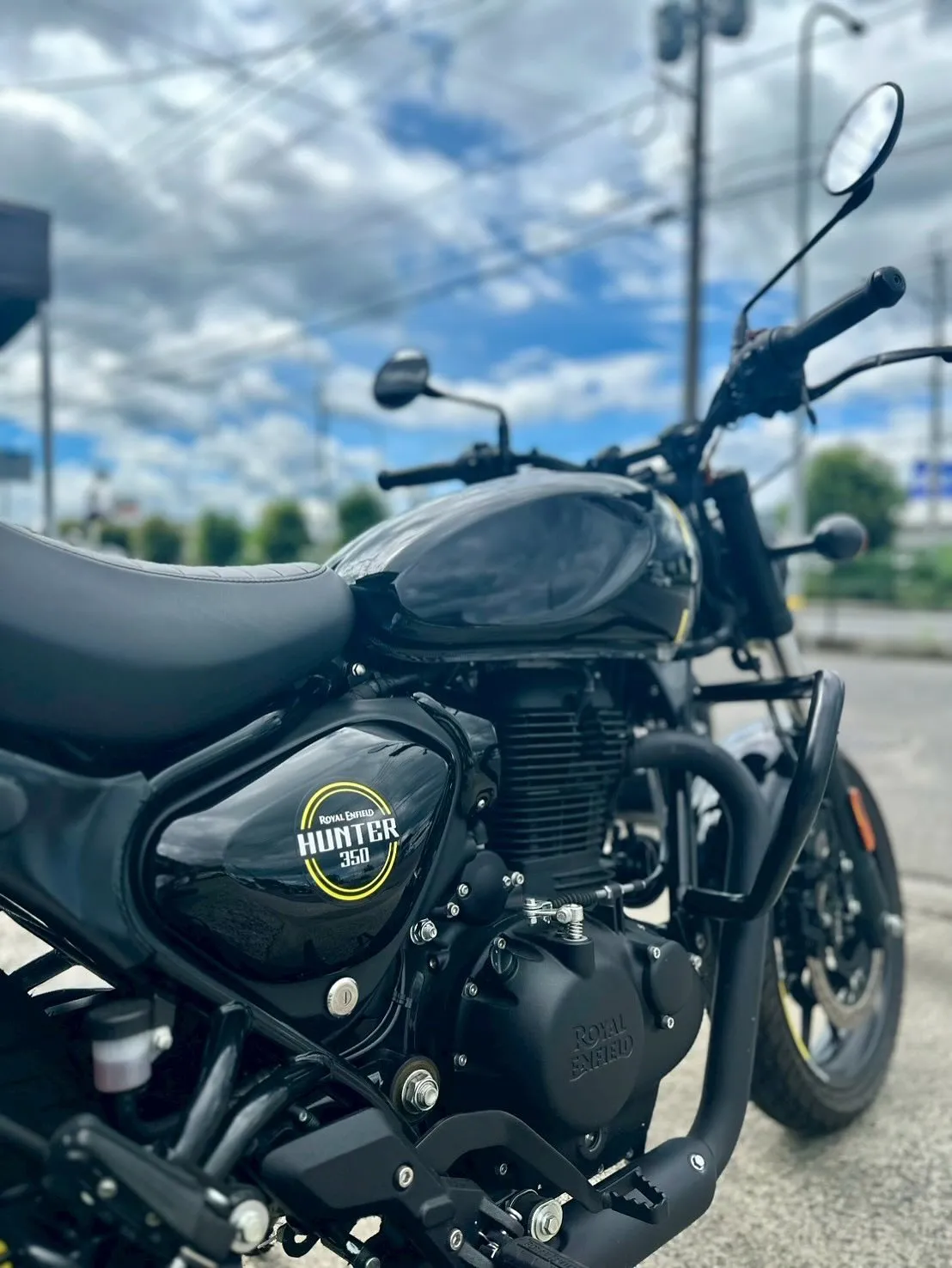 【ロイヤルエンフィールド】