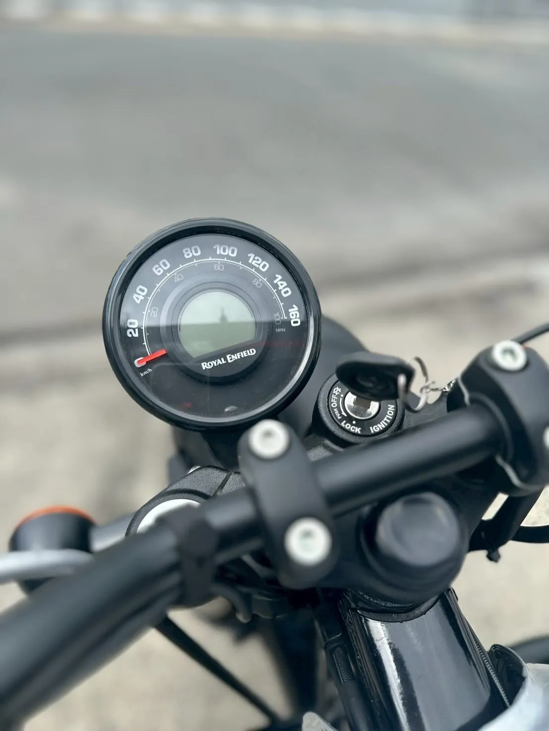 【ロイヤルエンフィールド】