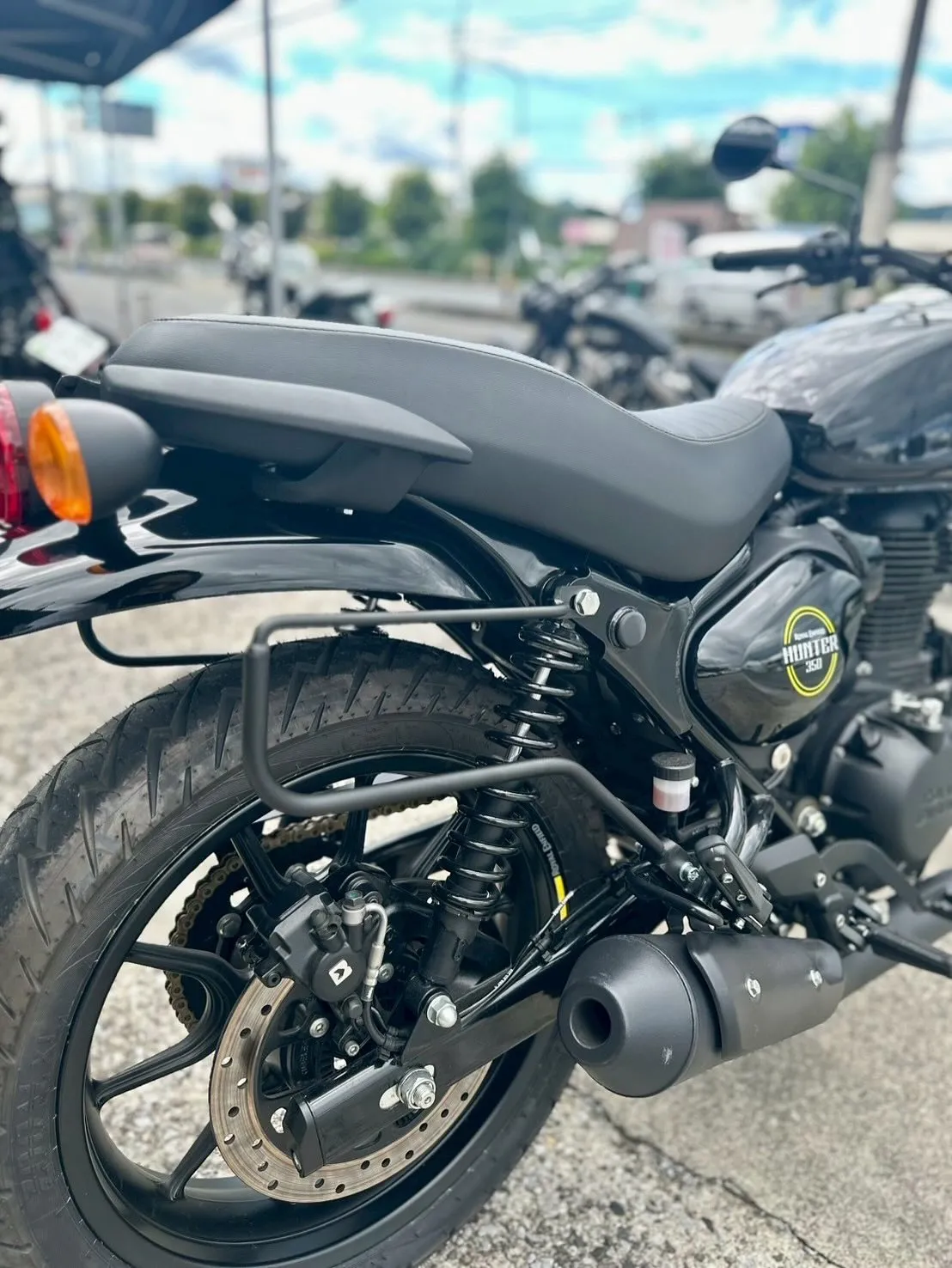 【ロイヤルエンフィールド】