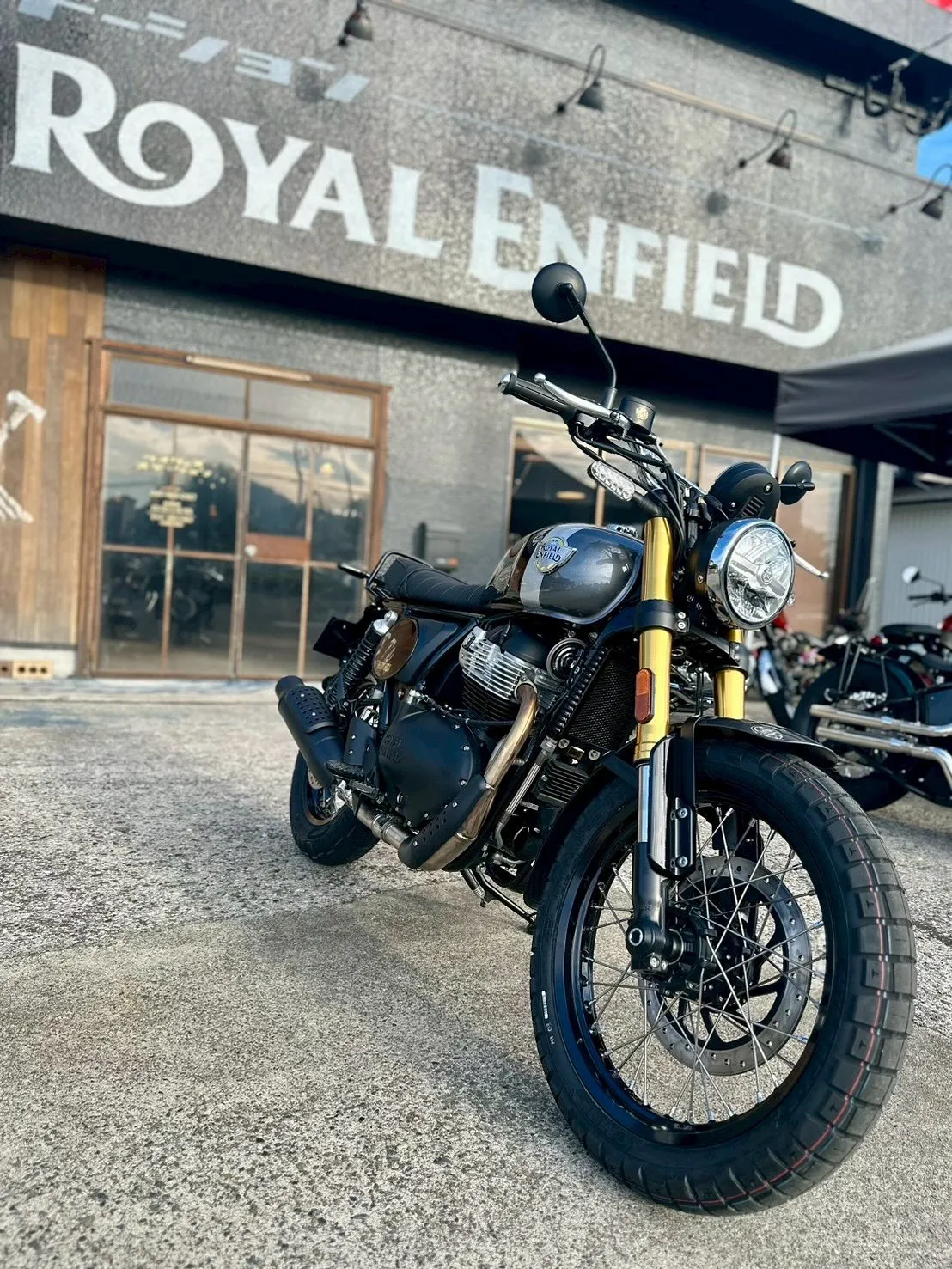 【ロイヤルエンフィールド】