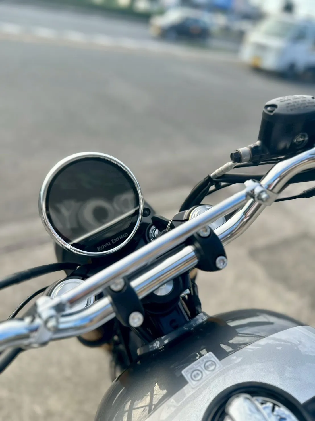 【ロイヤルエンフィールド】