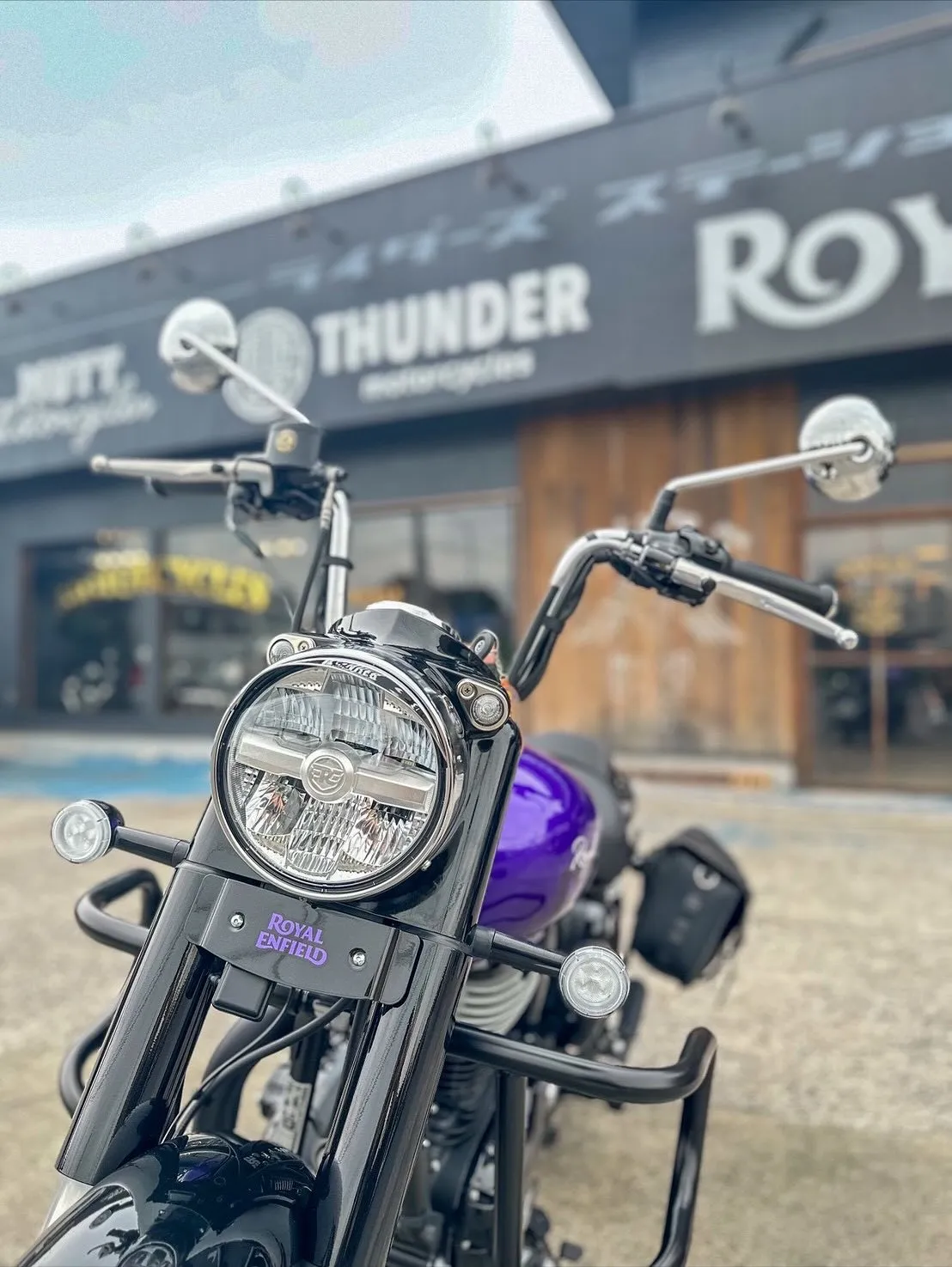 【ロイヤルエンフィールド】