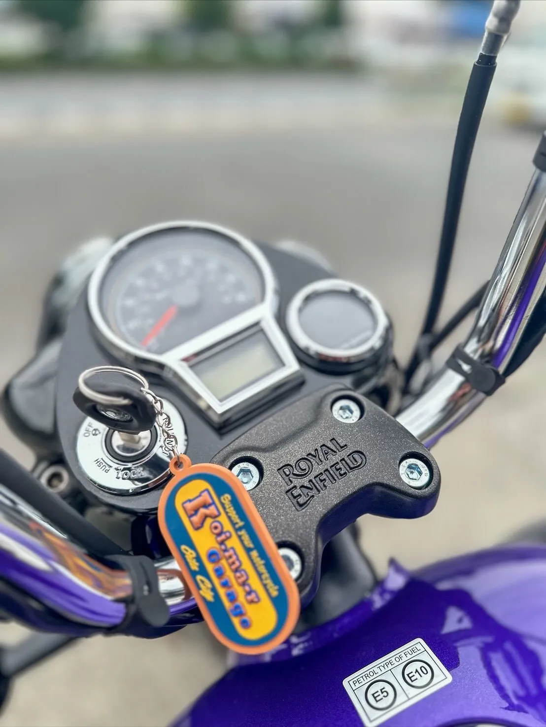 【ロイヤルエンフィールド】