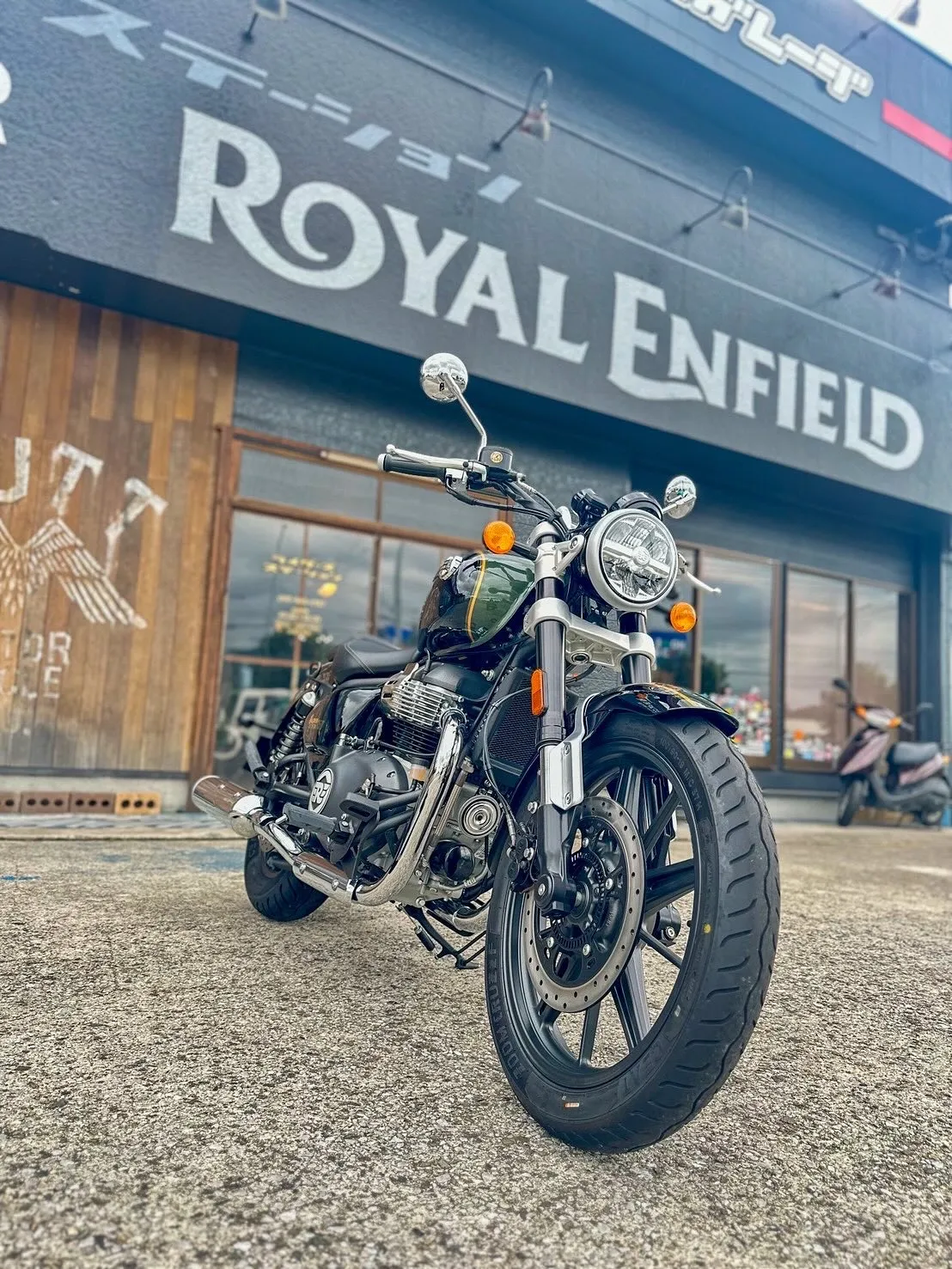 【ロイヤルエンフィールド】