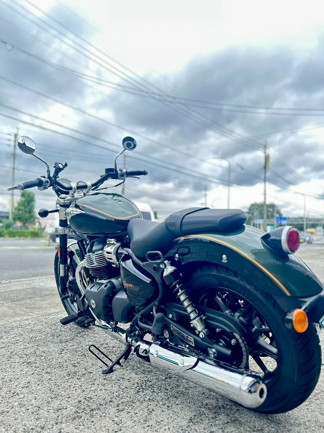 【ロイヤルエンフィールド】