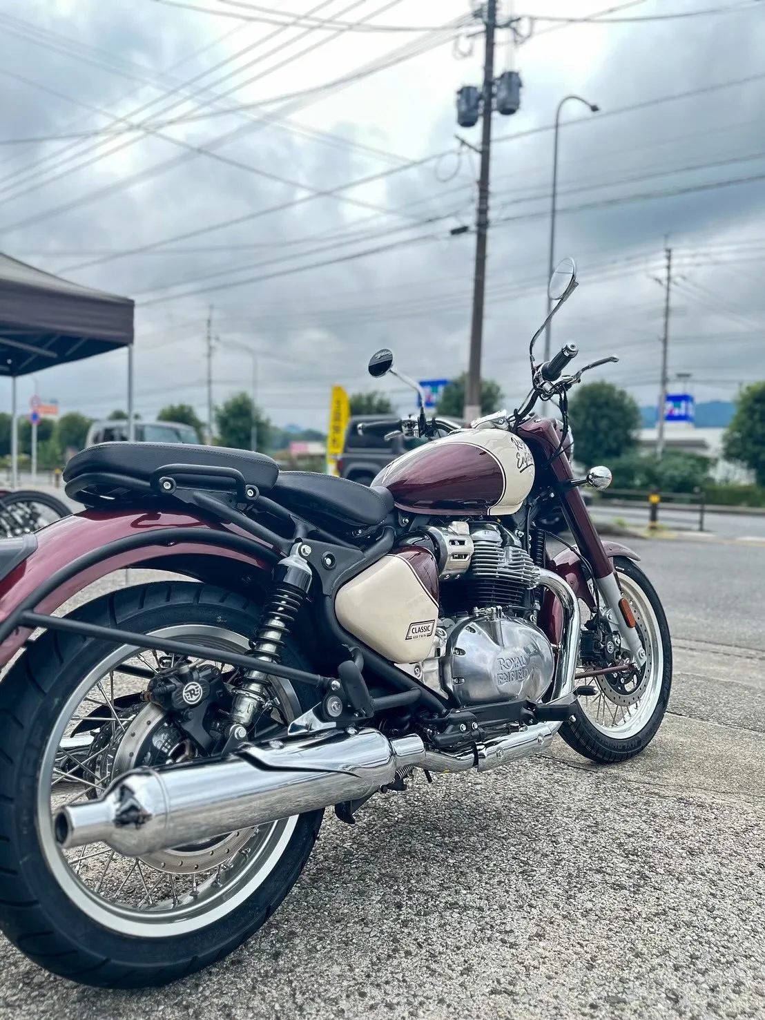 【ロイヤルエンフィールド】