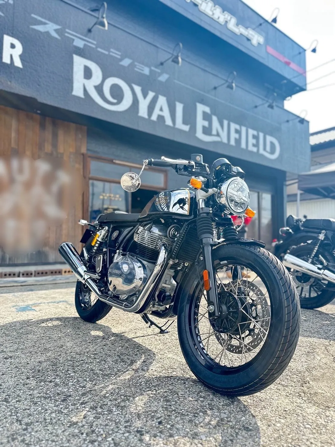 【ロイヤルエンフィールド】