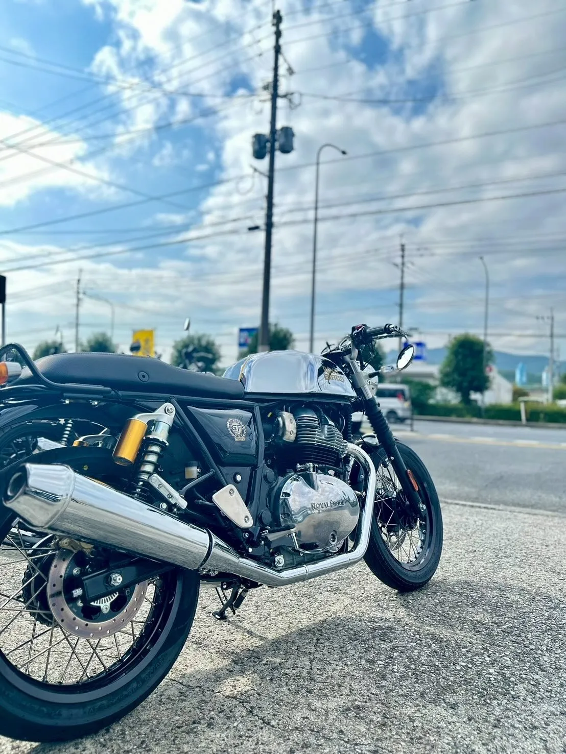 【ロイヤルエンフィールド】