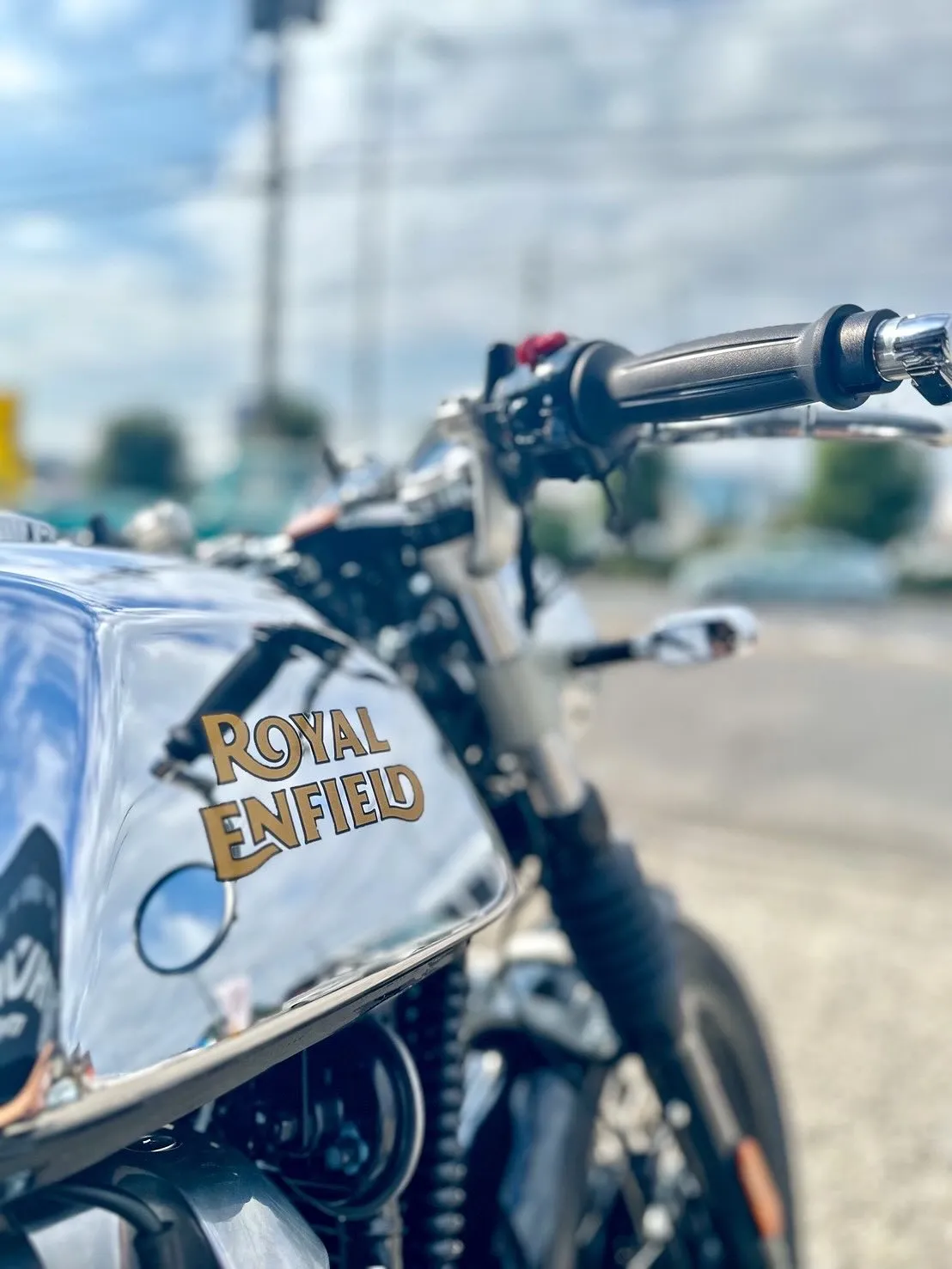 【ロイヤルエンフィールド】