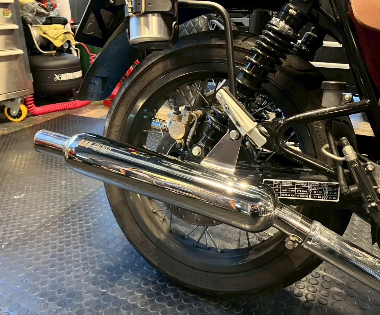 【ロイヤルエンフィールド】【カスタム】