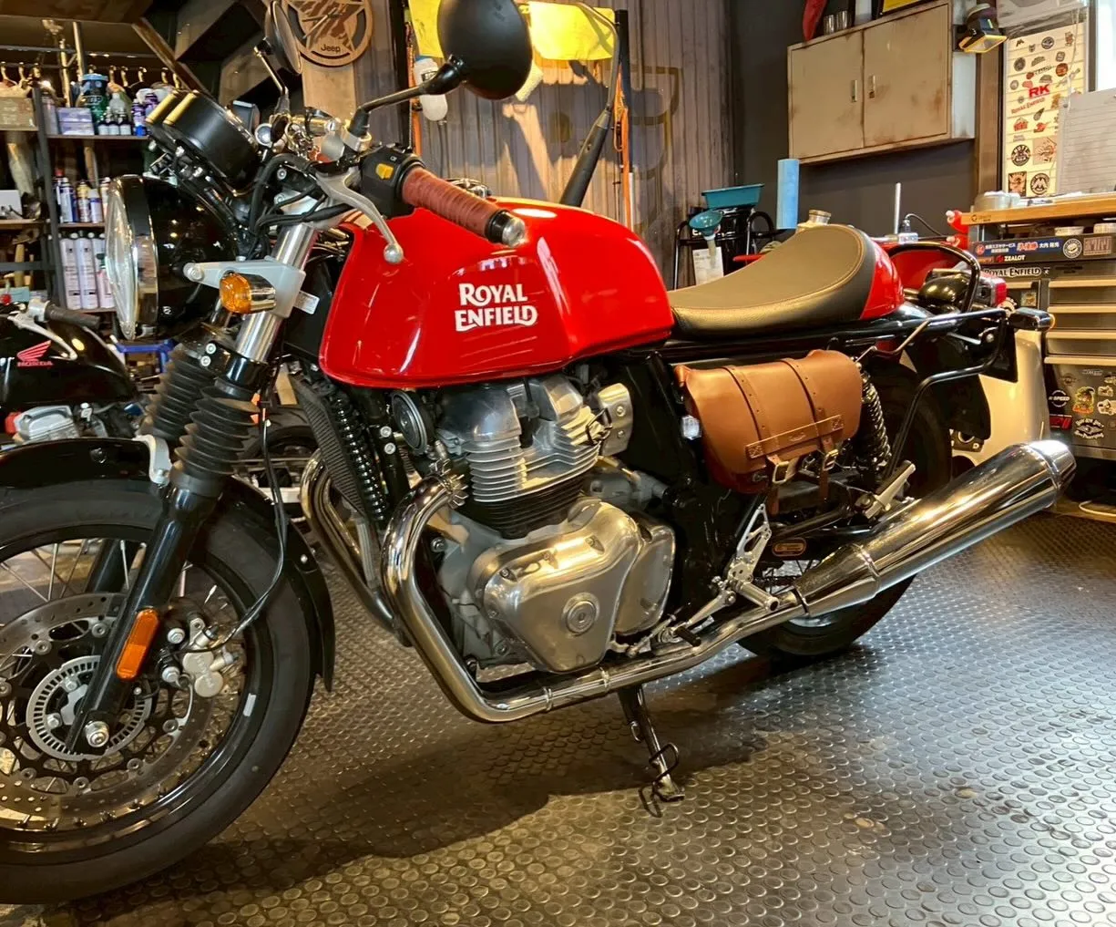 【ロイヤルエンフィールド】【カスタム】