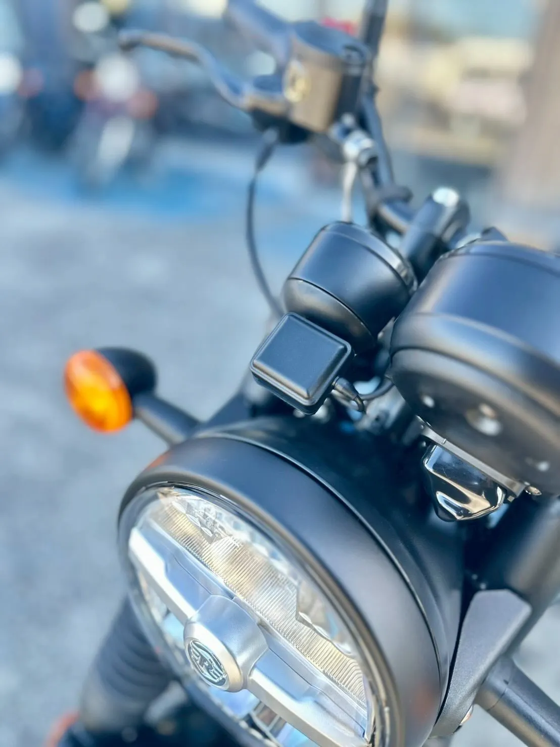 【ロイヤルエンフィールド】