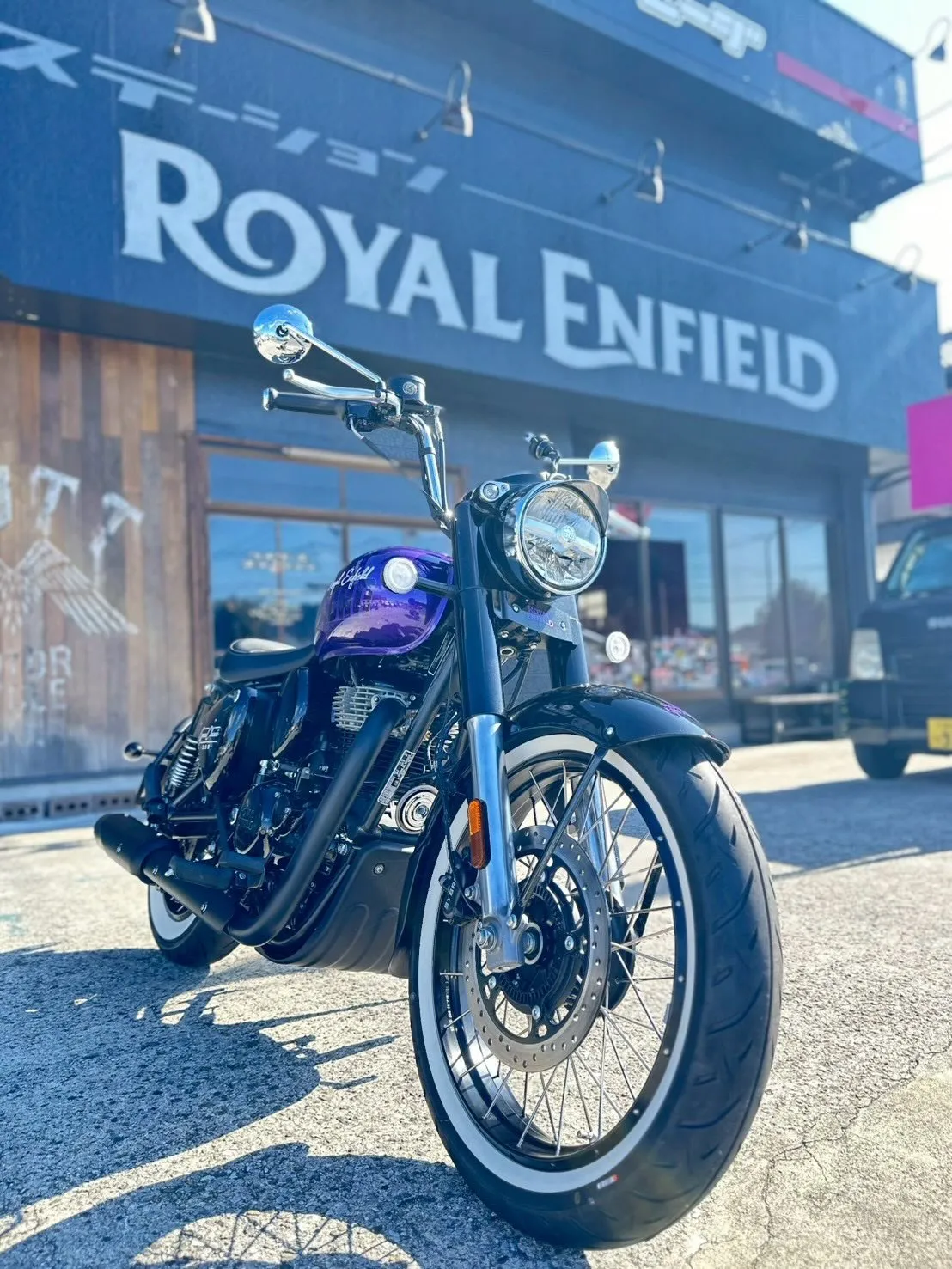 【ロイヤルエンフィールド】