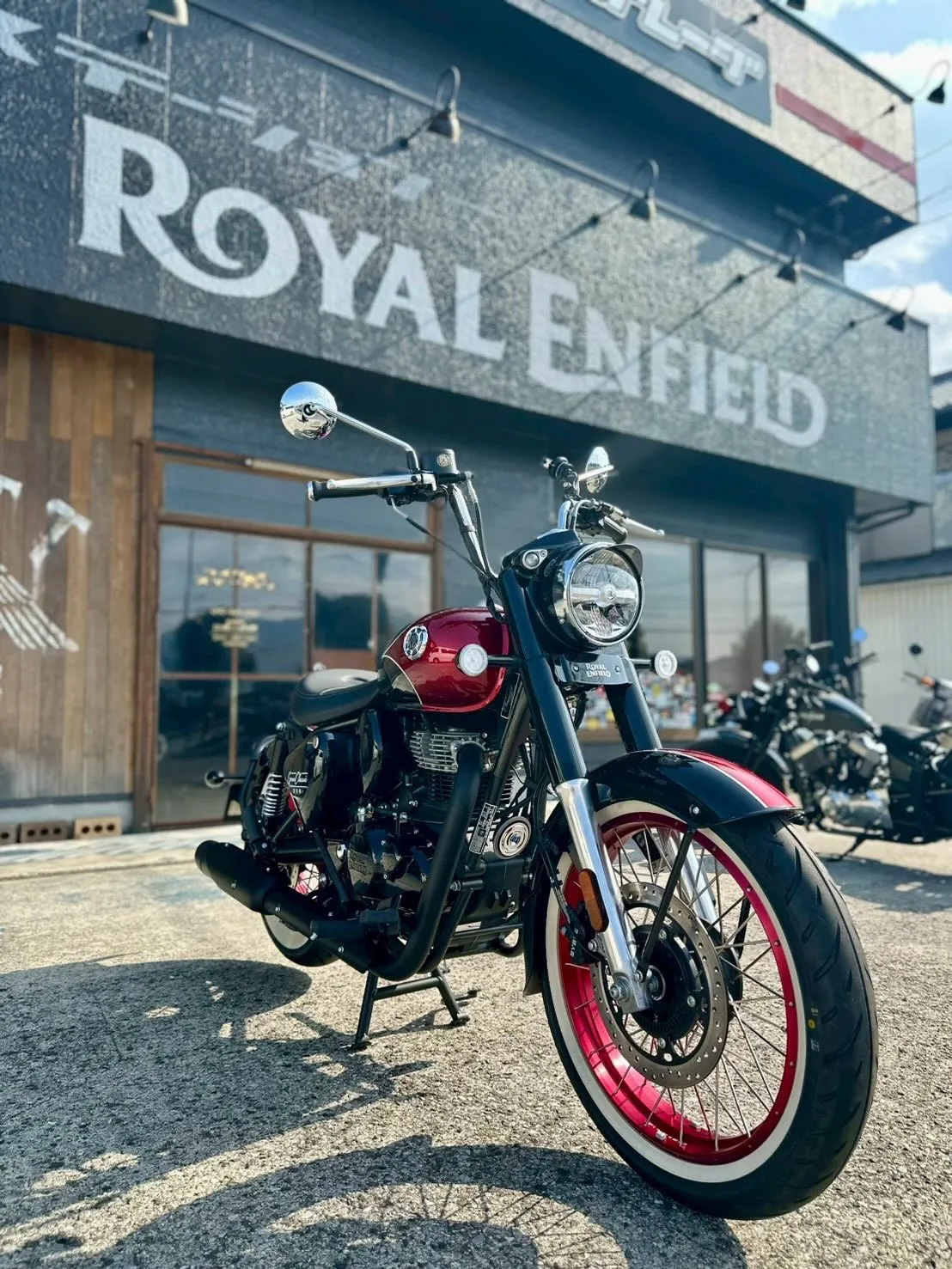 【ロイヤルエンフィールド】