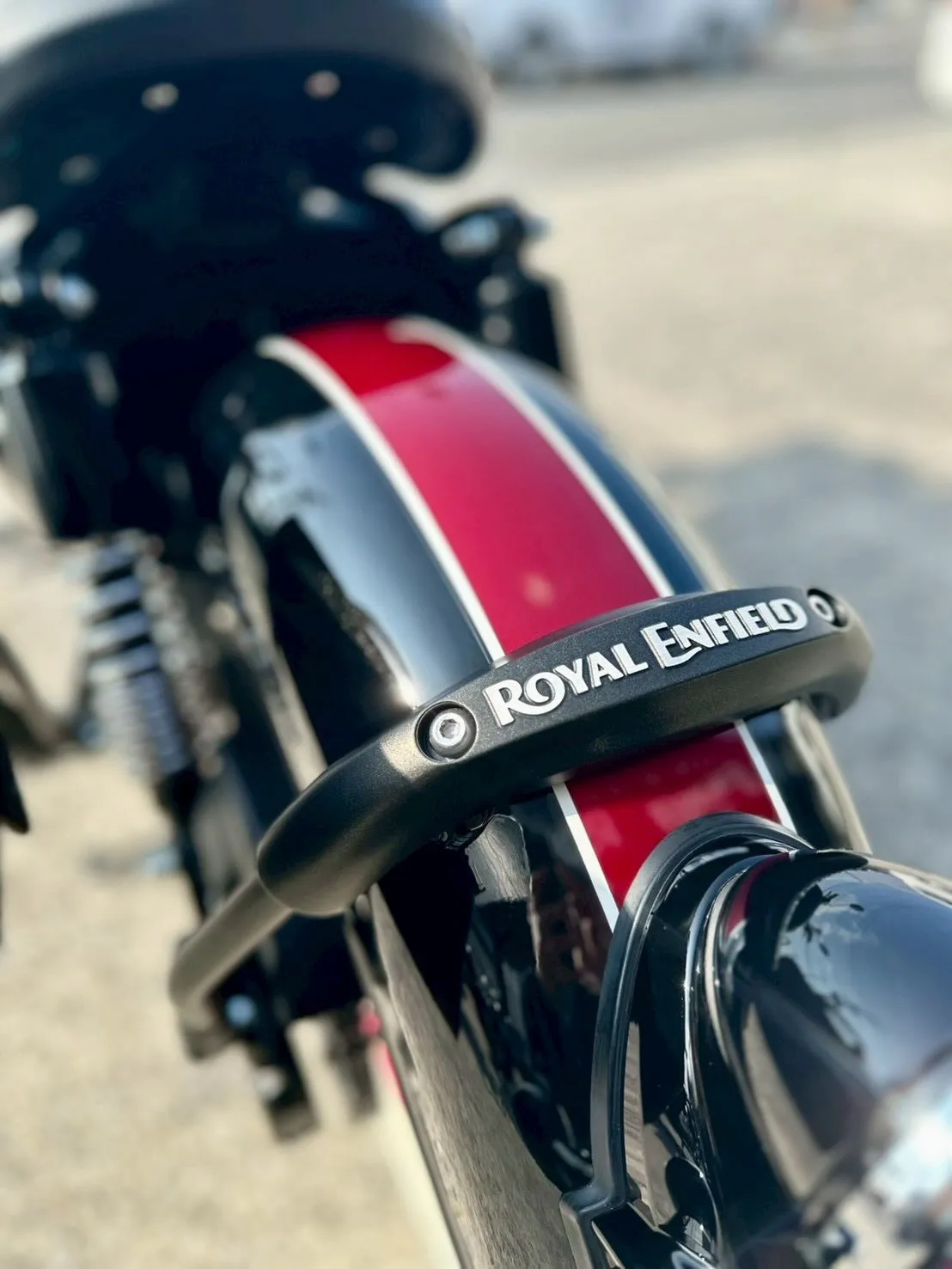 【ロイヤルエンフィールド】