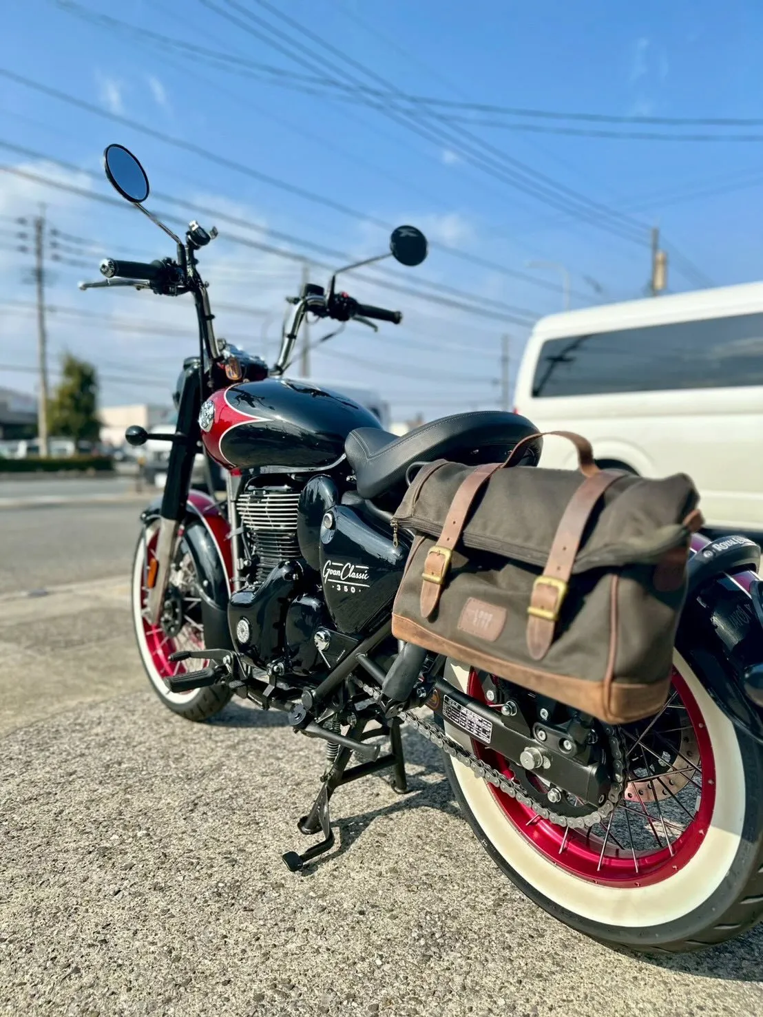 【ロイヤルエンフィールド】