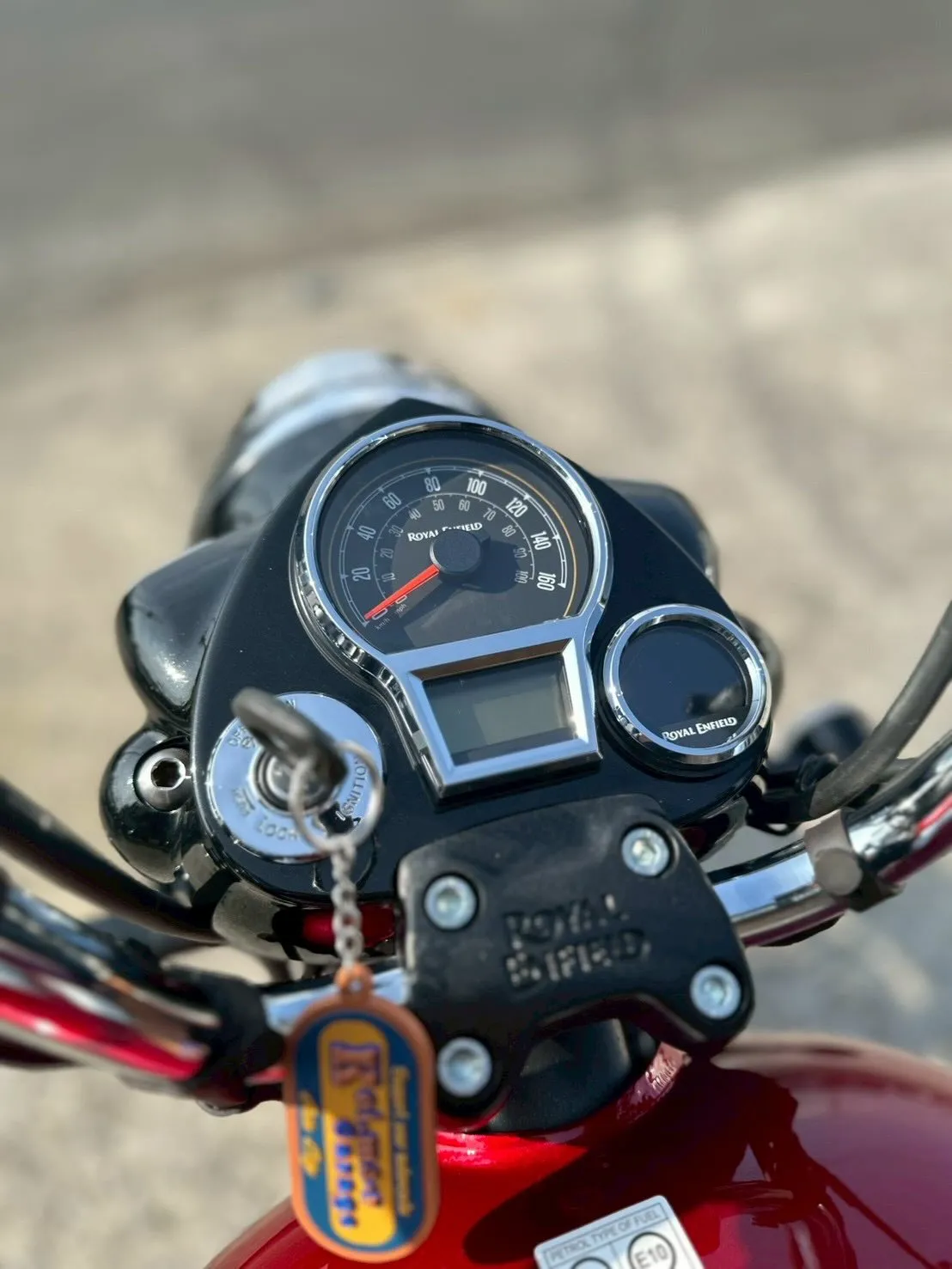 【ロイヤルエンフィールド】