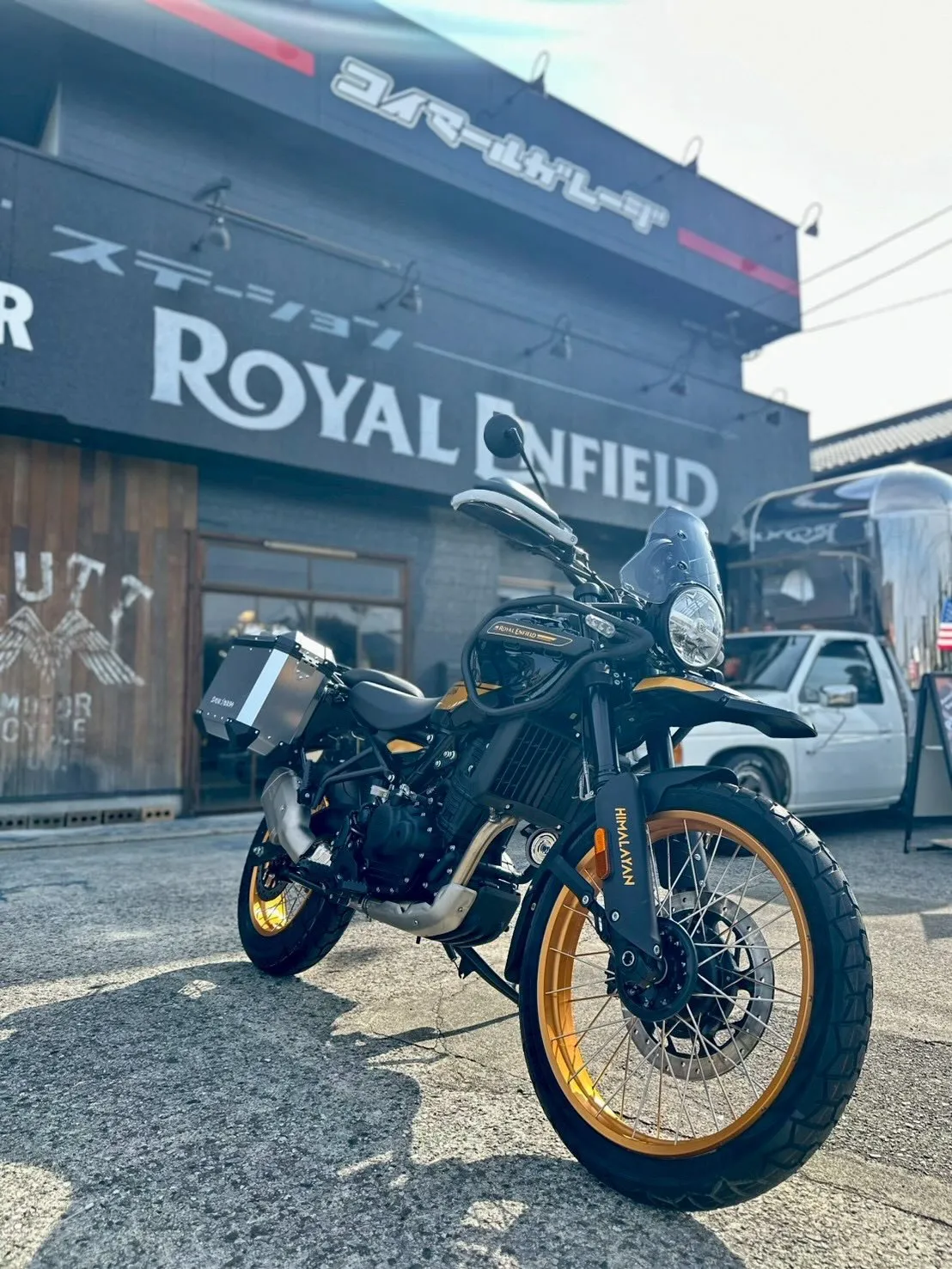 【ロイヤルエンフィールド】