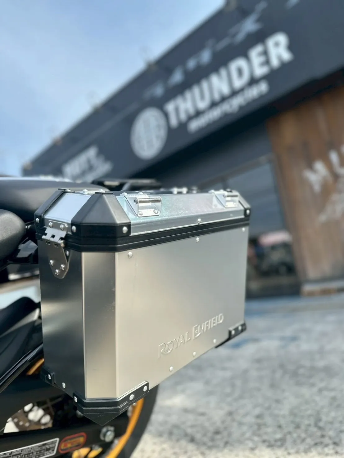 【ロイヤルエンフィールド】