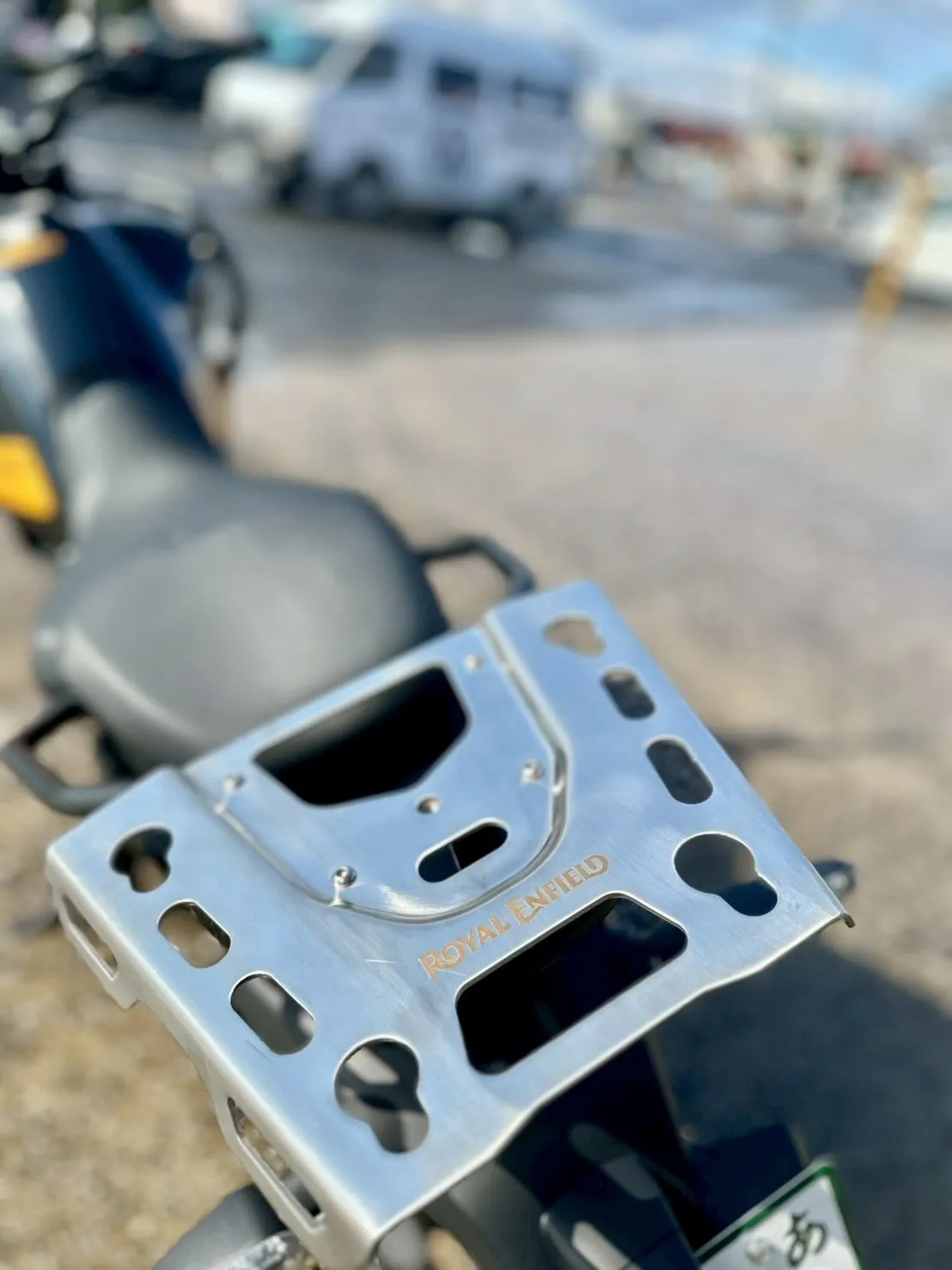 【ロイヤルエンフィールド】