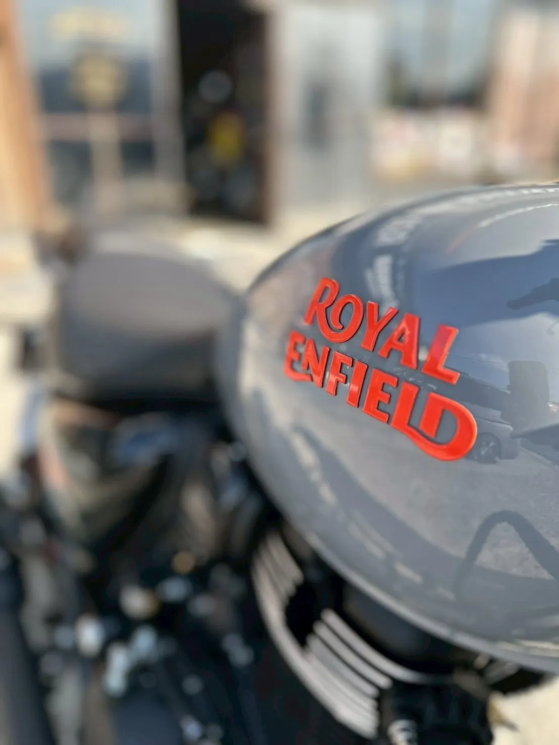 【ロイヤルエンフィールド】