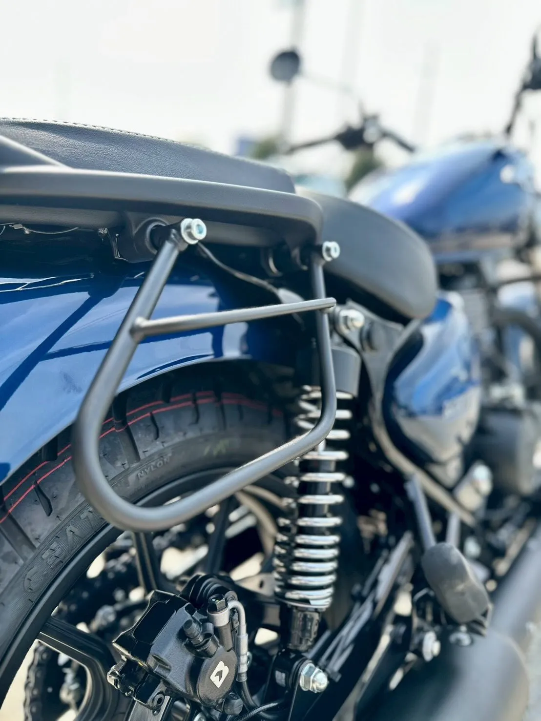 【ロイヤルエンフィールド】