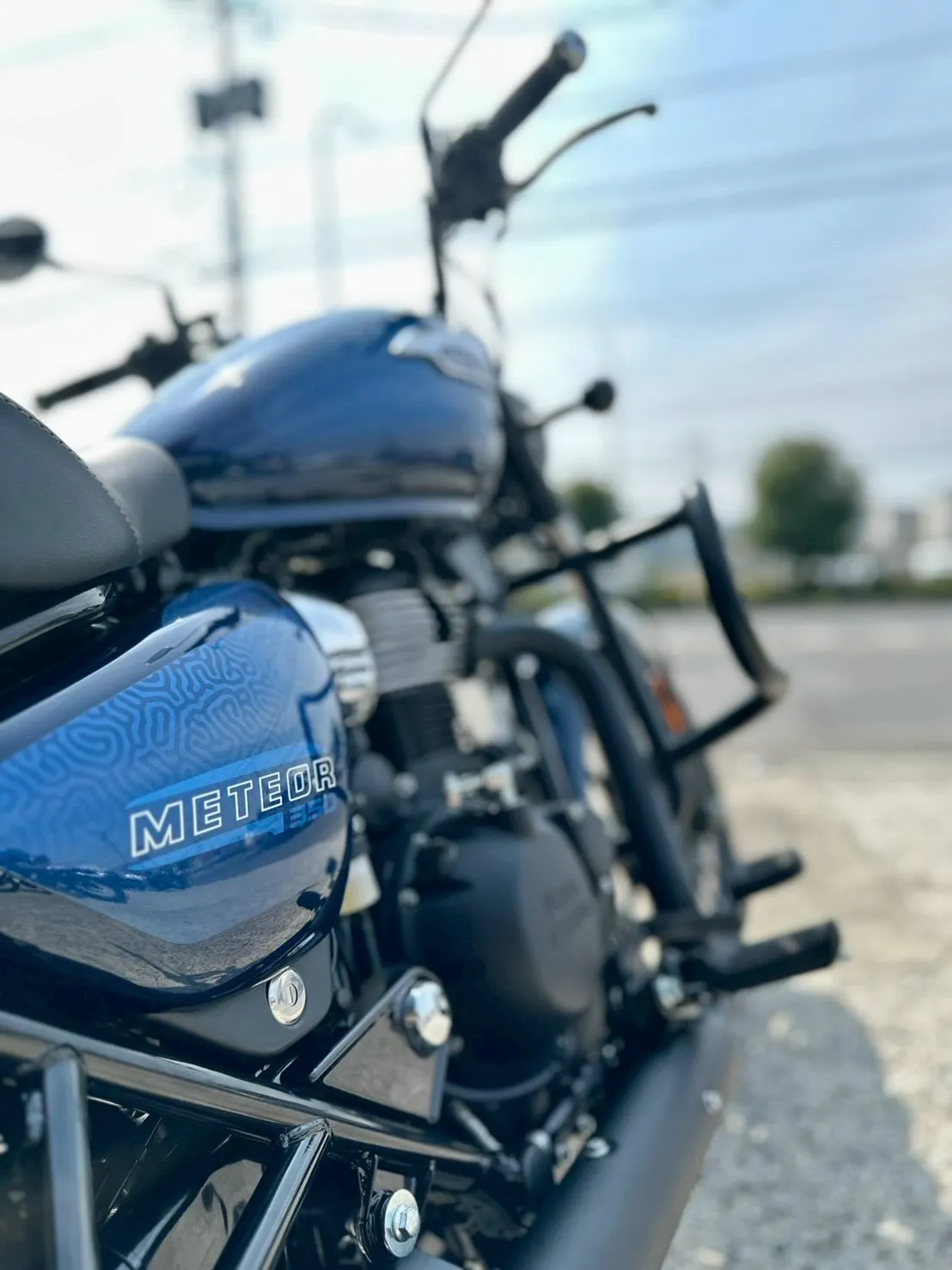 【ロイヤルエンフィールド】