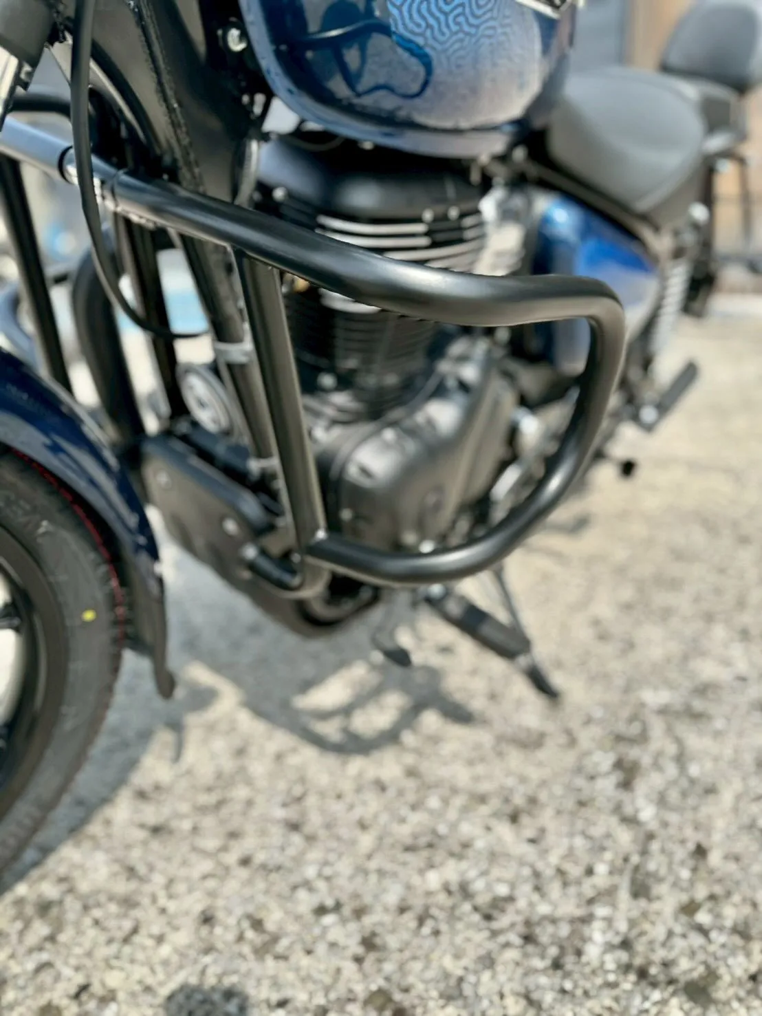 【ロイヤルエンフィールド】