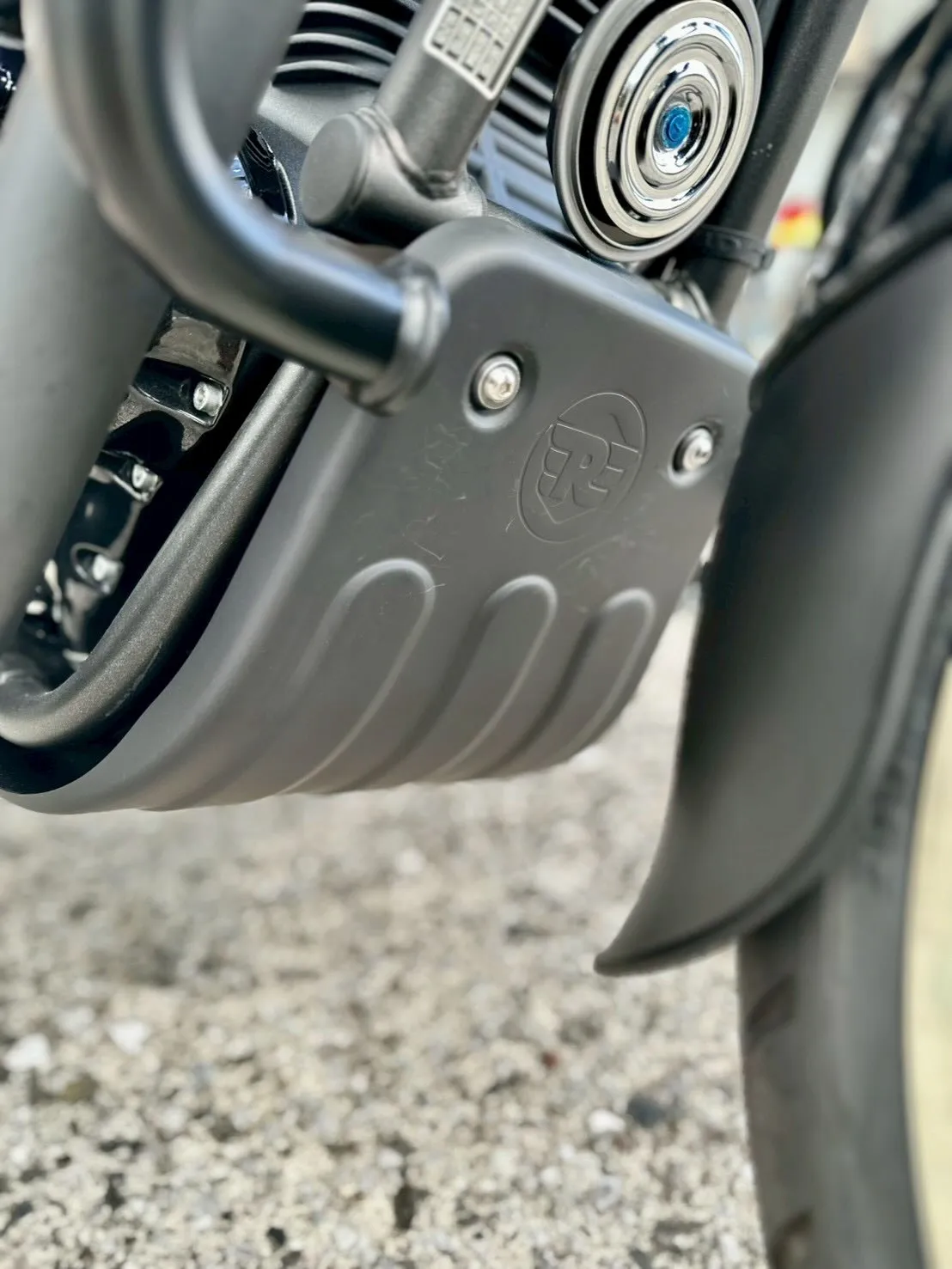 【ロイヤルエンフィールド】