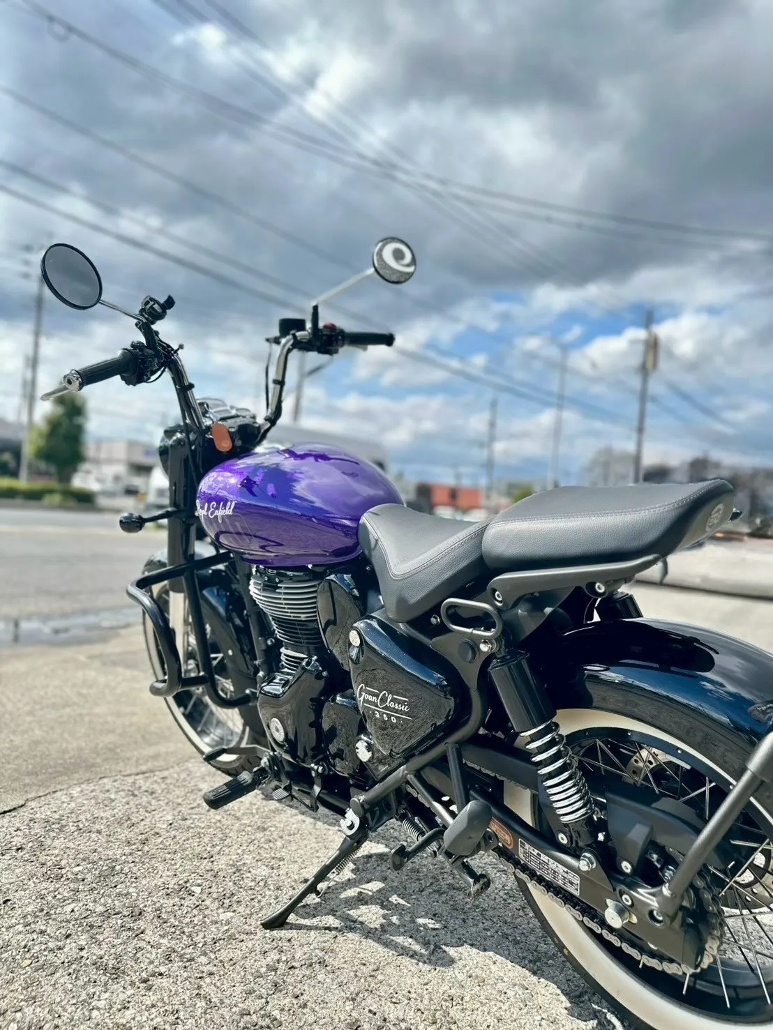 【ロイヤルエンフィールド】