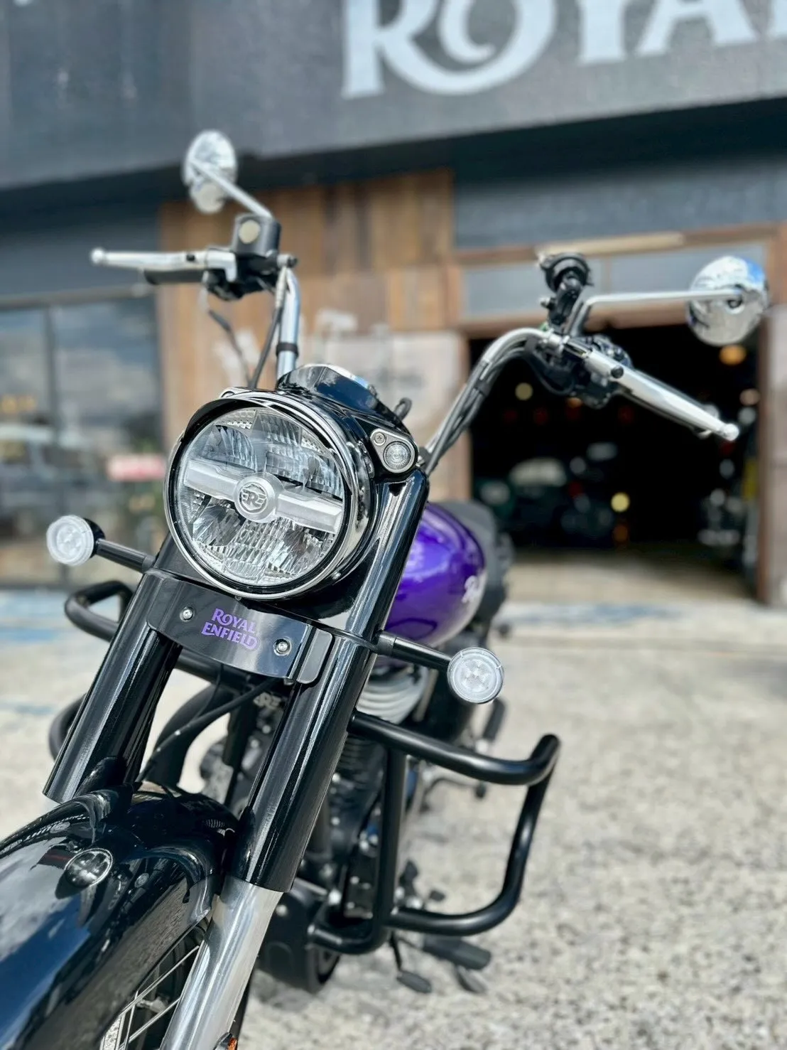 【ロイヤルエンフィールド】